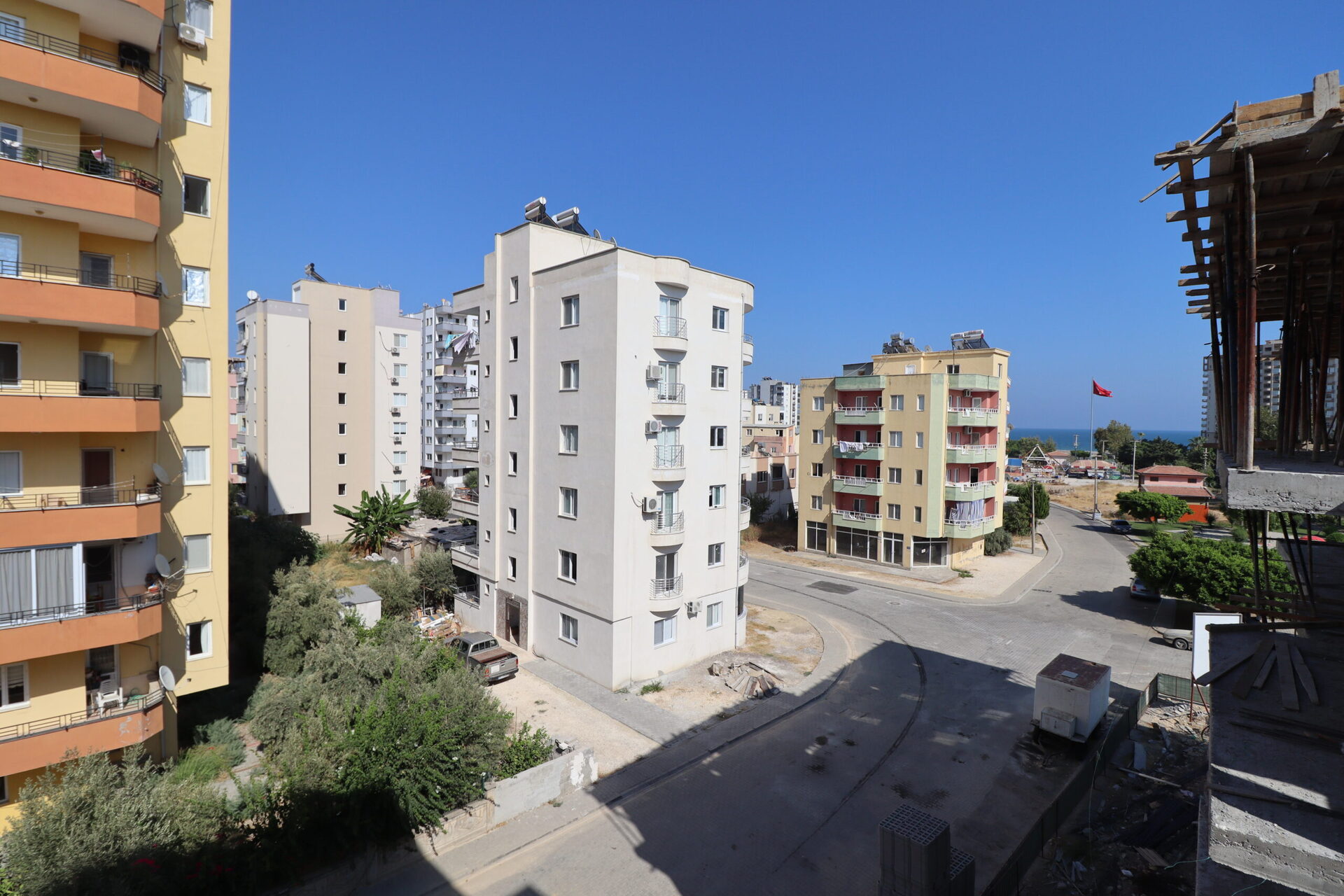 Mersin Erdemli Merkez Sahile Yakın 2+1 Satılık Daire
