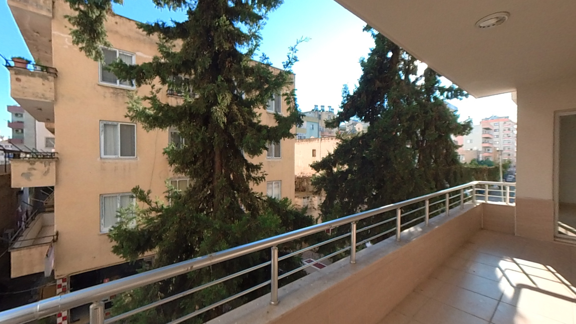 Mersin Erdemli Merkez 4+1 Kiralık Teraslı Daire