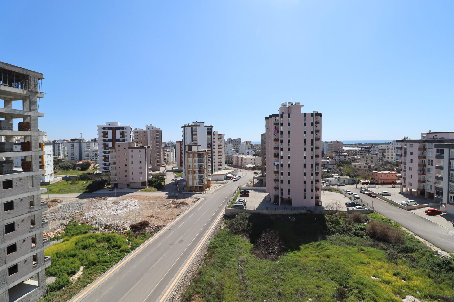 Mersin Erdemli Tapu Civarı Çortullar İnşaatta Satılık 3+1 Lüks Daire