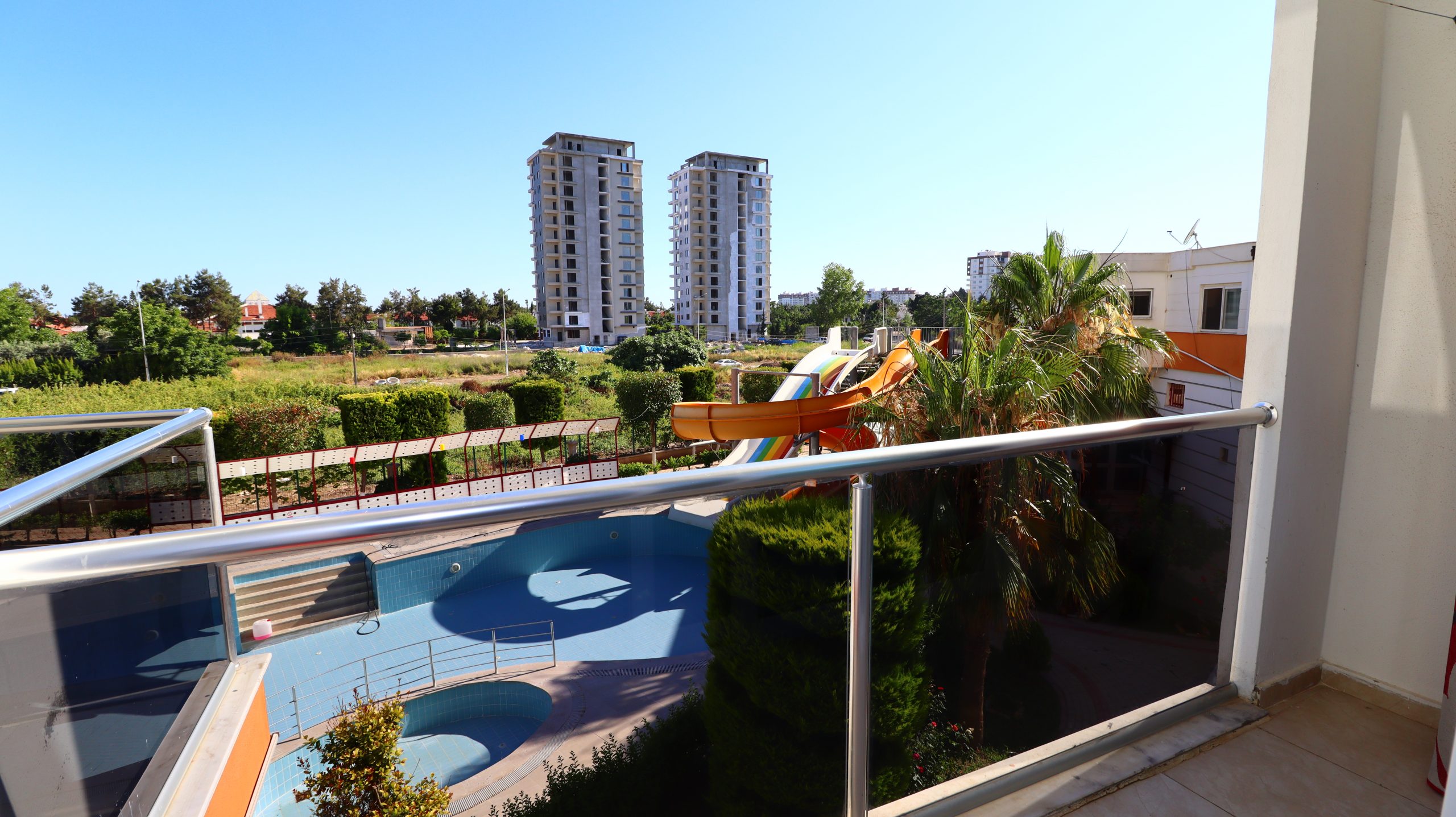 Mersin Erdemli Kargıpınarı Heaven Court Sitesi Furnished 1+1 Flat for Sale