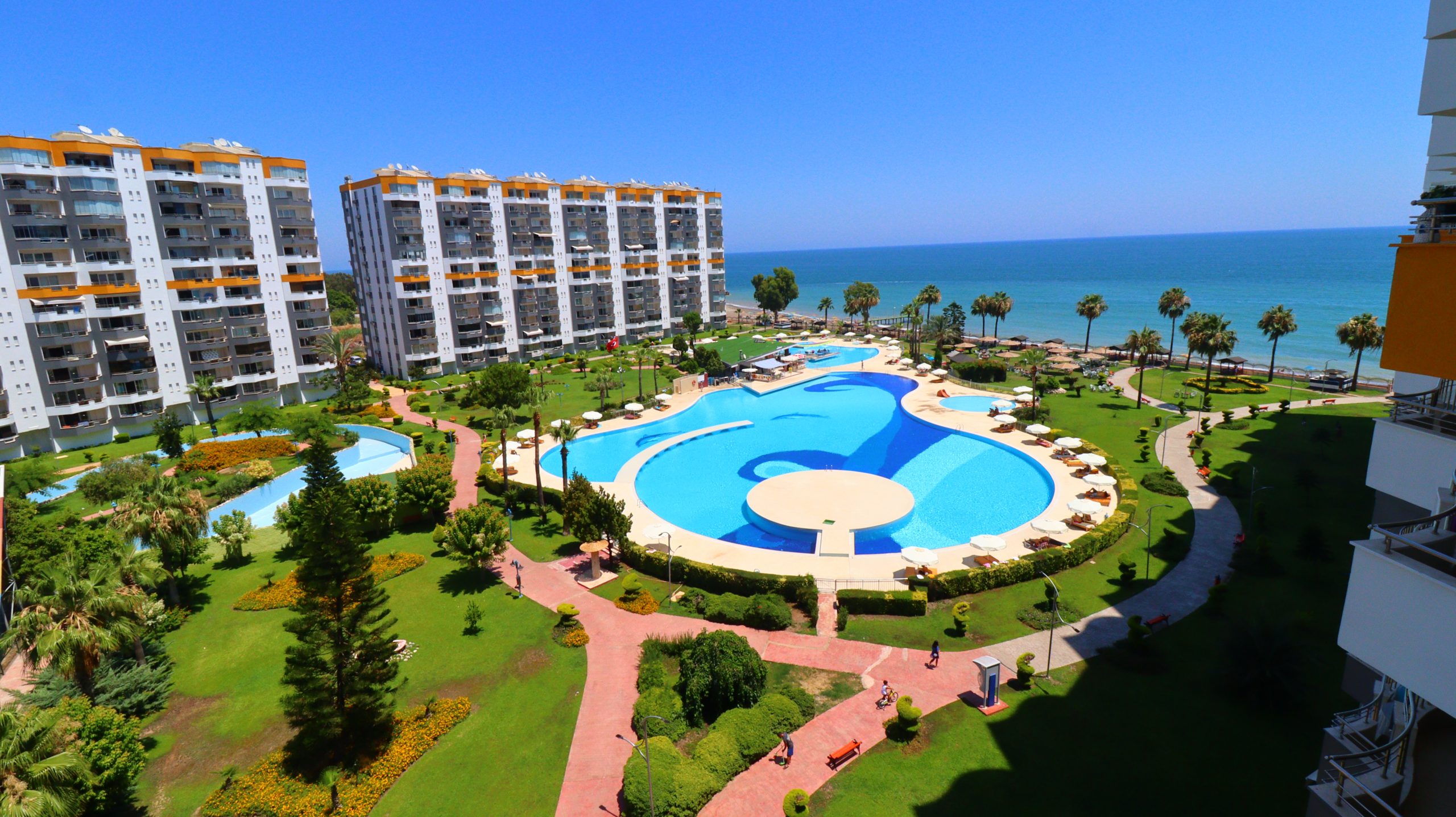 Mersin Erdemli Kargıpınarı Queenaba Sitesi Eşyalı Satılık 3+1 Daire