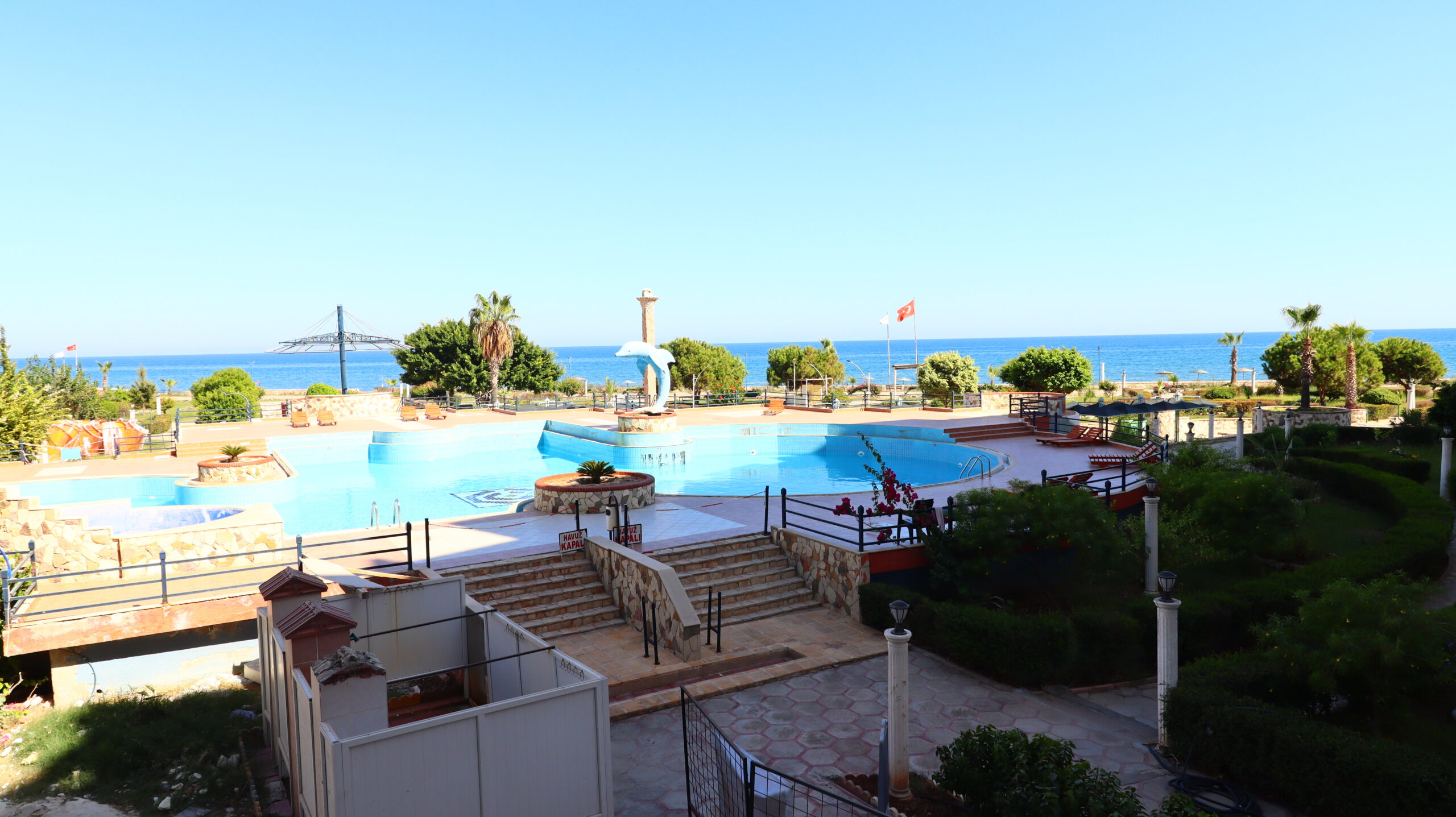 Mersin Erdemli Limonlu Seafront Marinus Life 3+1 Flat For Sale