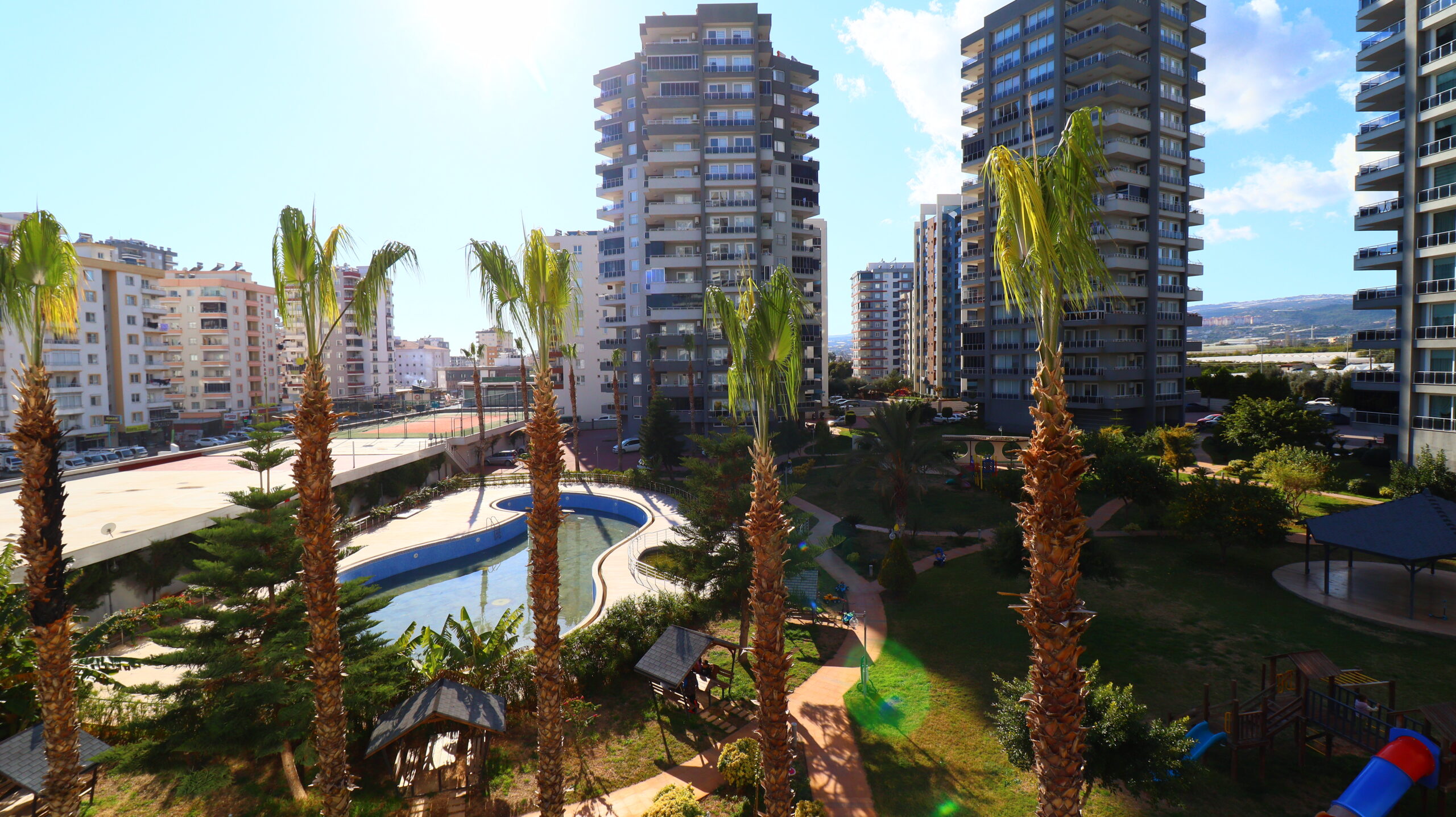 Mersin Erdemli Clup Bahçeşehir Sitesi 4+1 Satılık Lüks Daire