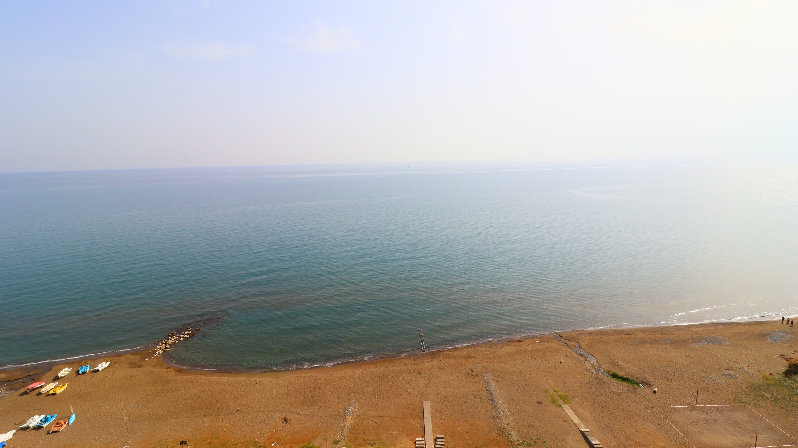 Mersin Erdemli Tömük Gondol 1 Ahşap Teras 2+1 Satılık Bakımlı Köşe Daire
