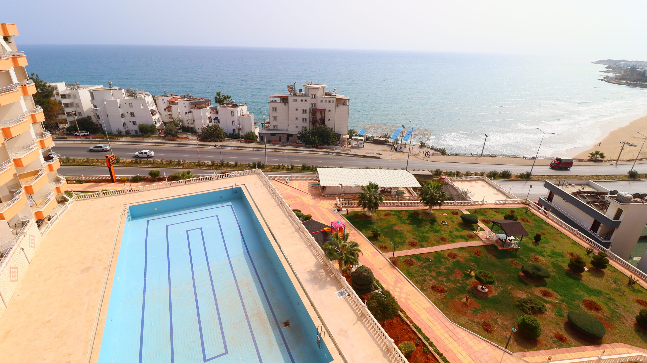 Mersin Erdemli Ayaş Koç Sitesi 2+1 Eşyalı Kiralık Diare
