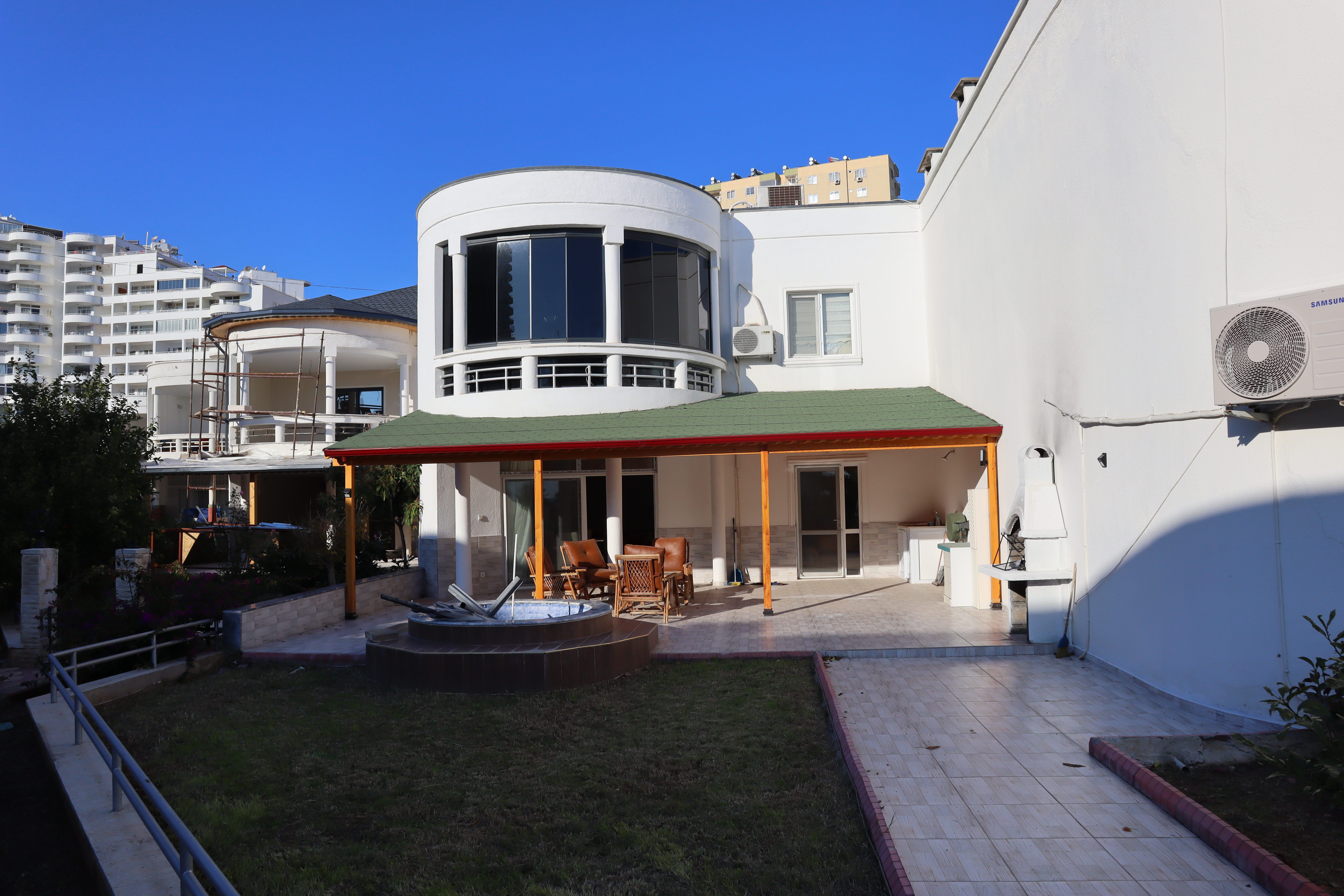 Mersin Erdemli Tömük Denize Sıfır Satılık 4+1 Villa