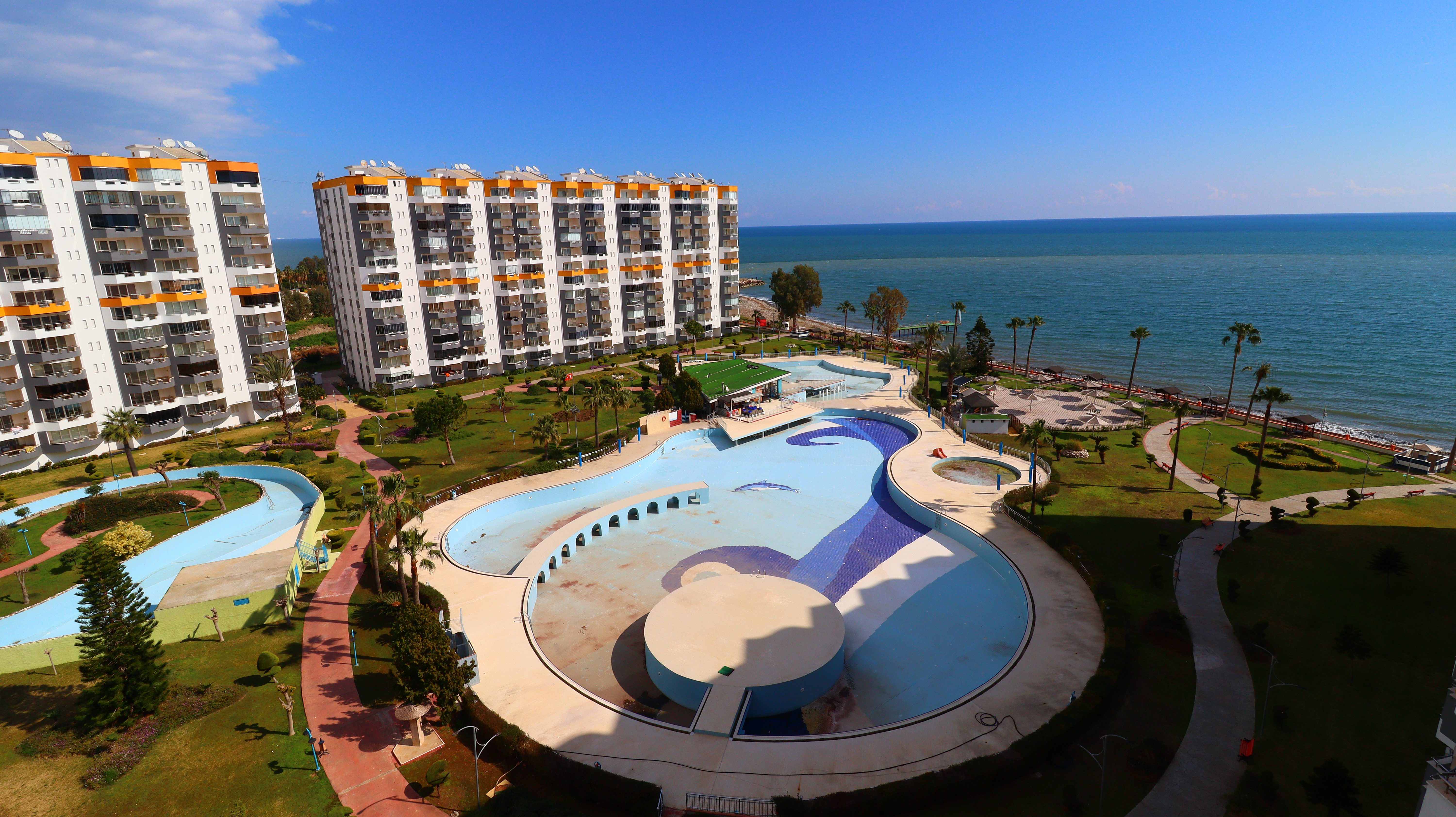 Mersin Erdemli Kargıpınarı Queenaba Site 3+1 E Block Wohnung zu verkaufen