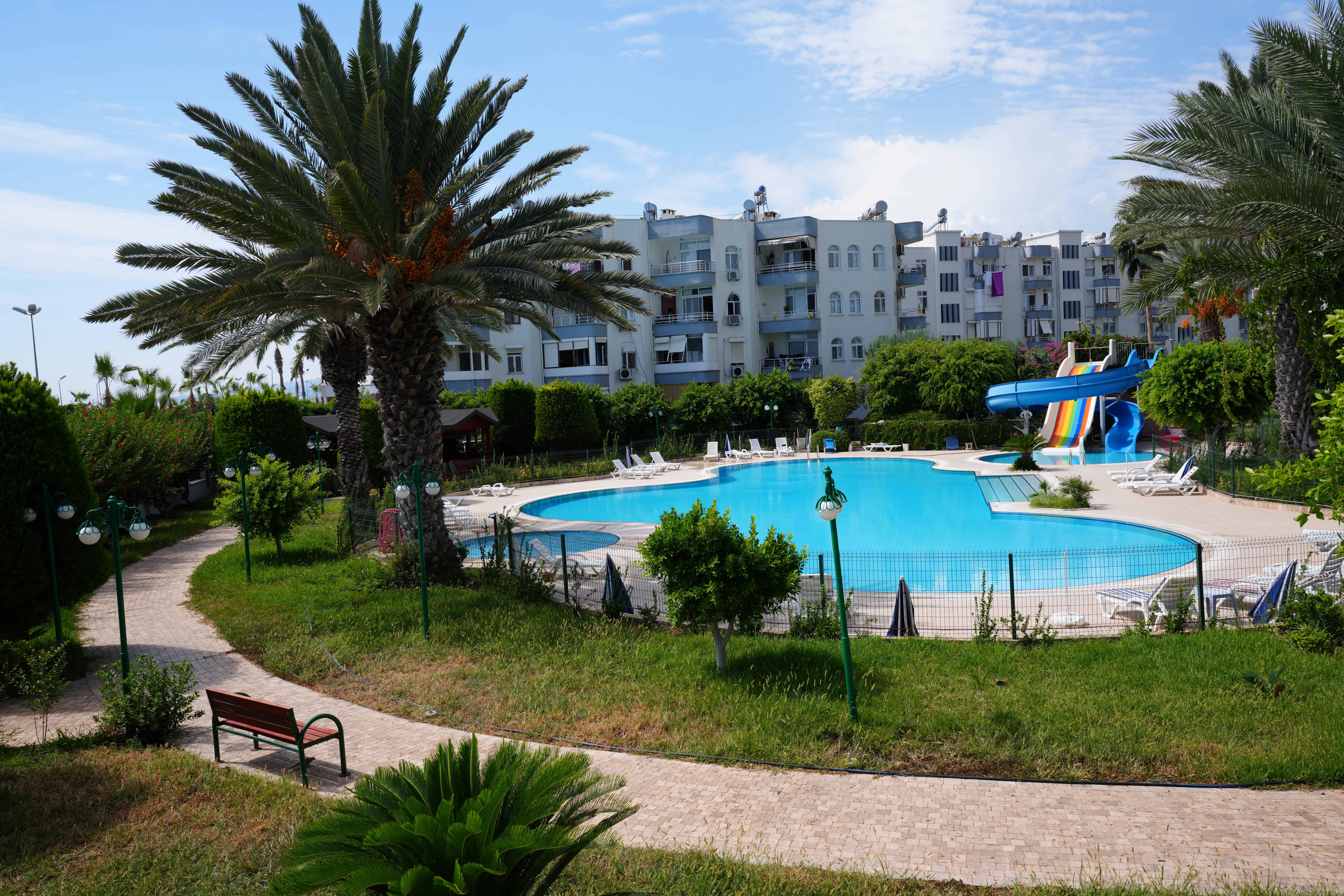 Mersin Erdemli Alata Park Sitesi Denize Sıfır Satılık 4+1 Bahçe Katı Daire