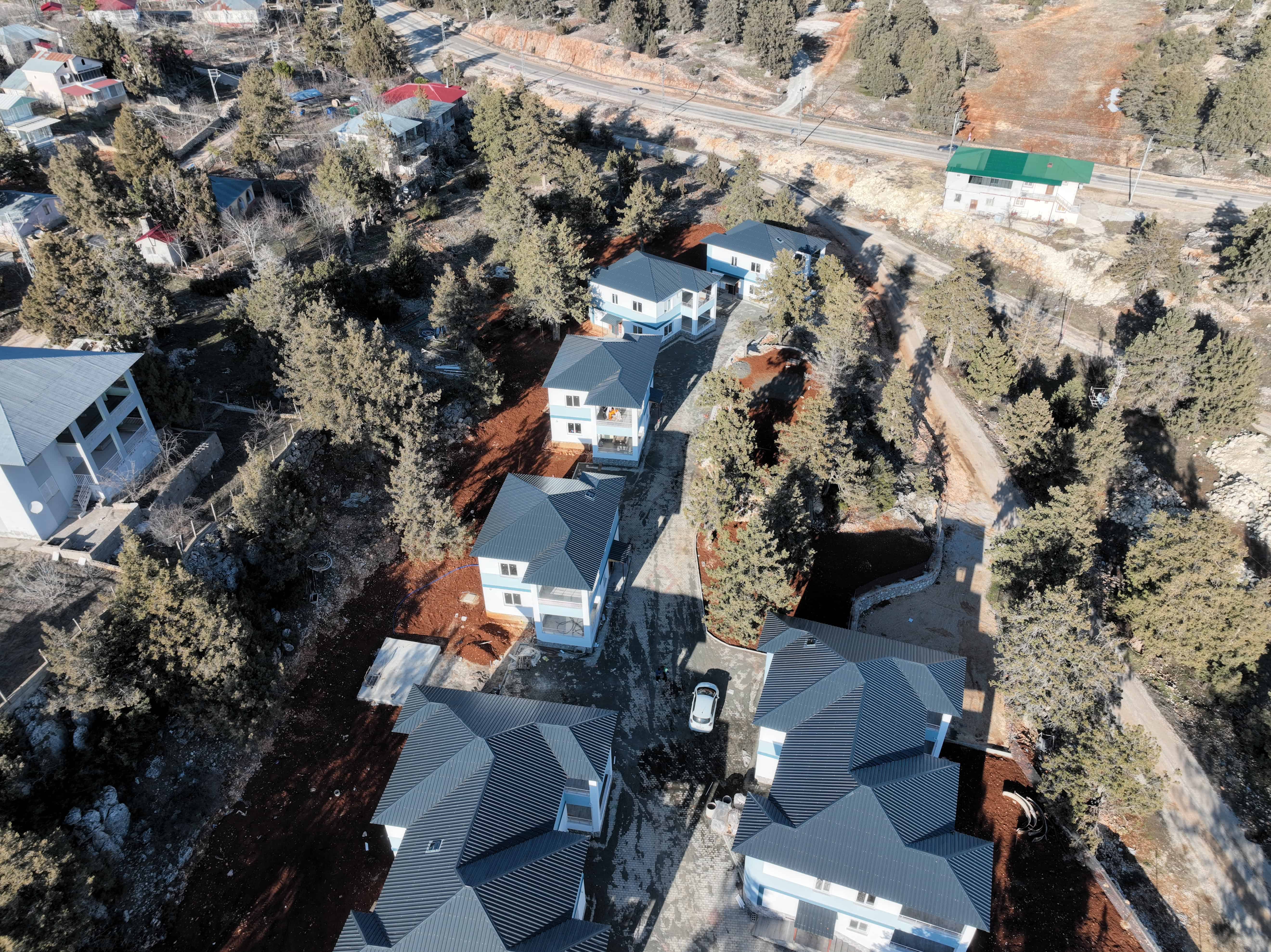 Mersin Erdemli Sarıkaya Ardıç Konakları Satılık Dubleks 4+1 200 m2 İkiz Villa