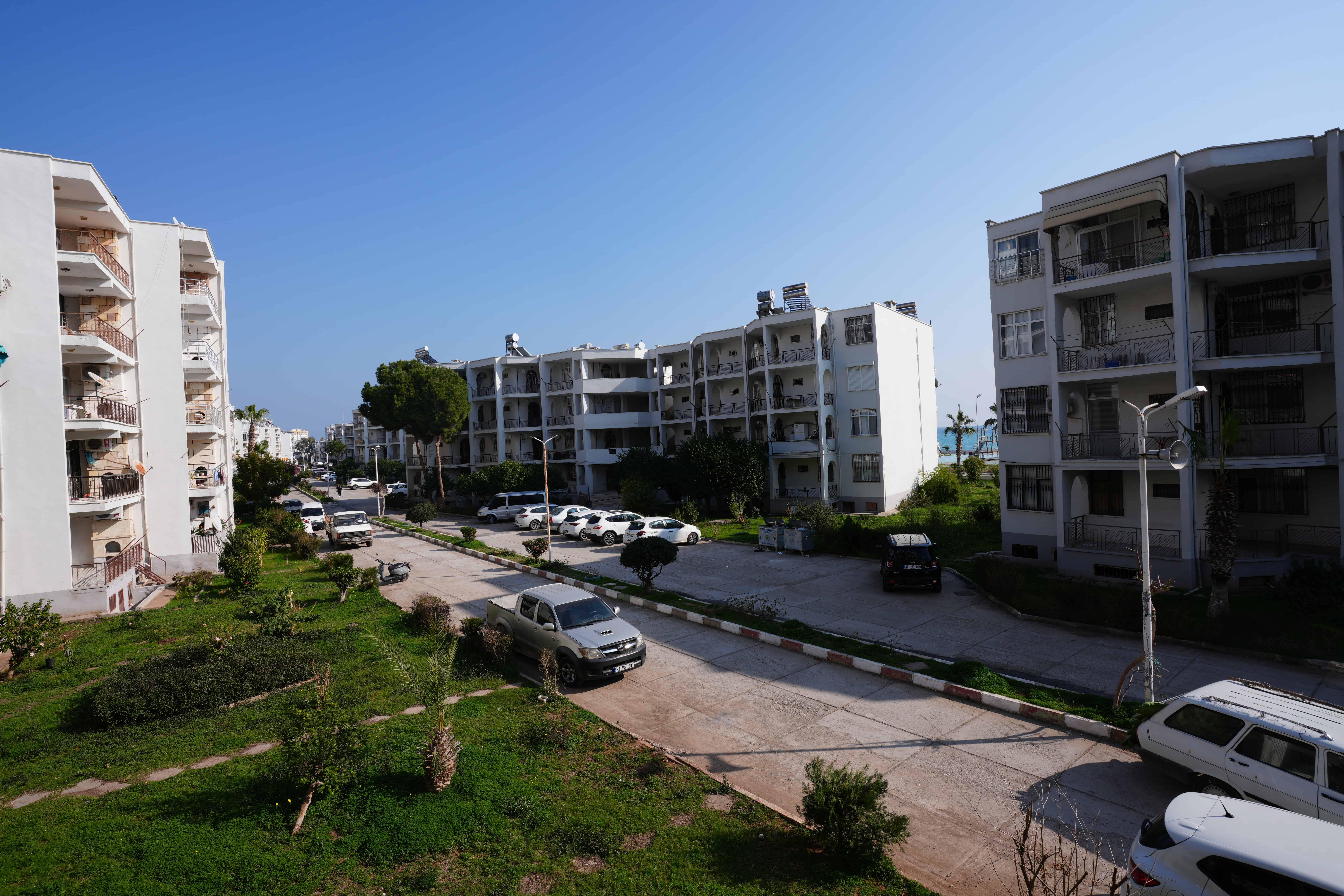 Mersin Erdemli Center Sea Front Erciyes Site 2+1 Wohnung zu verkaufen