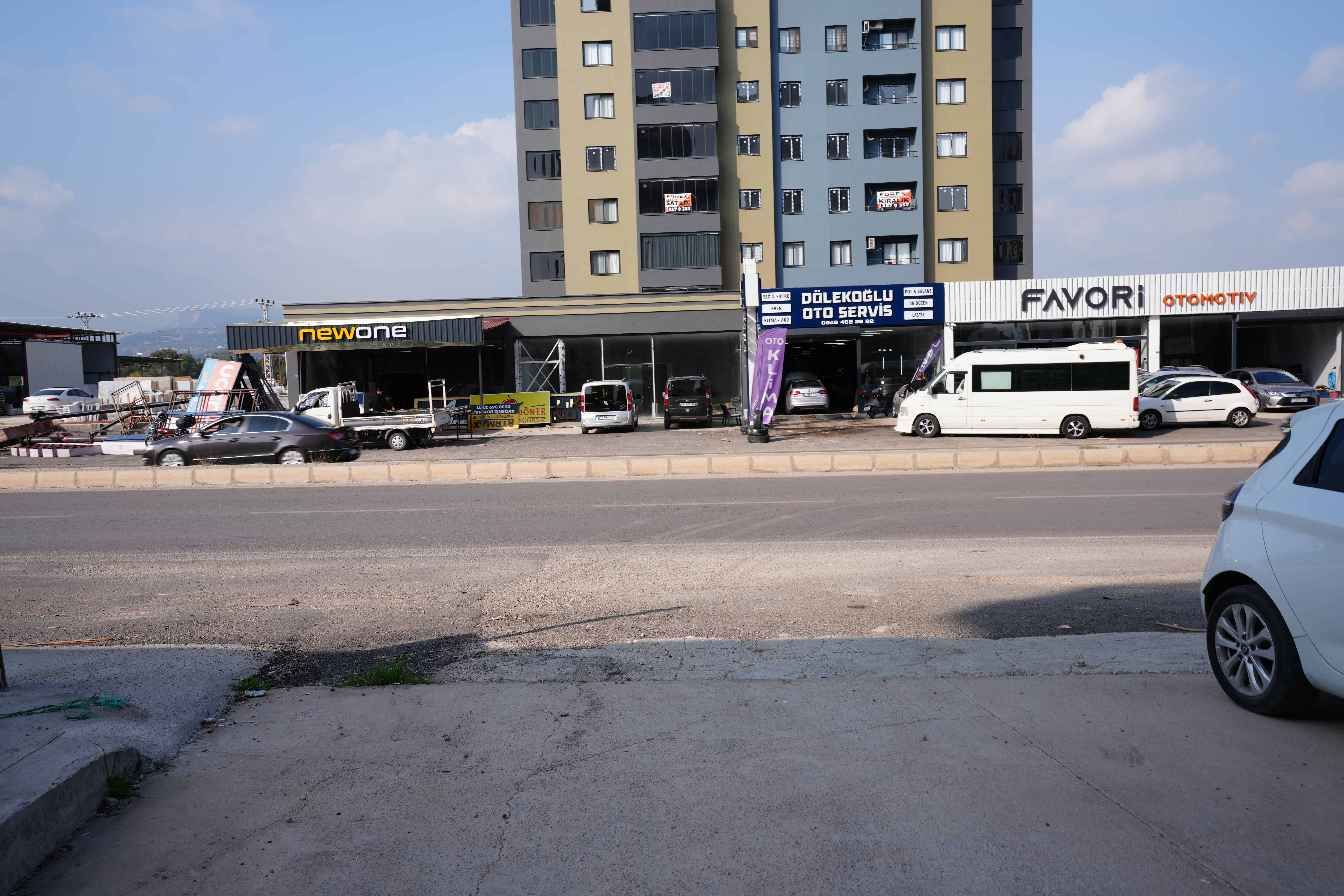 Mersin Erdemli Alata Çevre Yolu Satılık 300 M2 Asma Katlı Dükkan