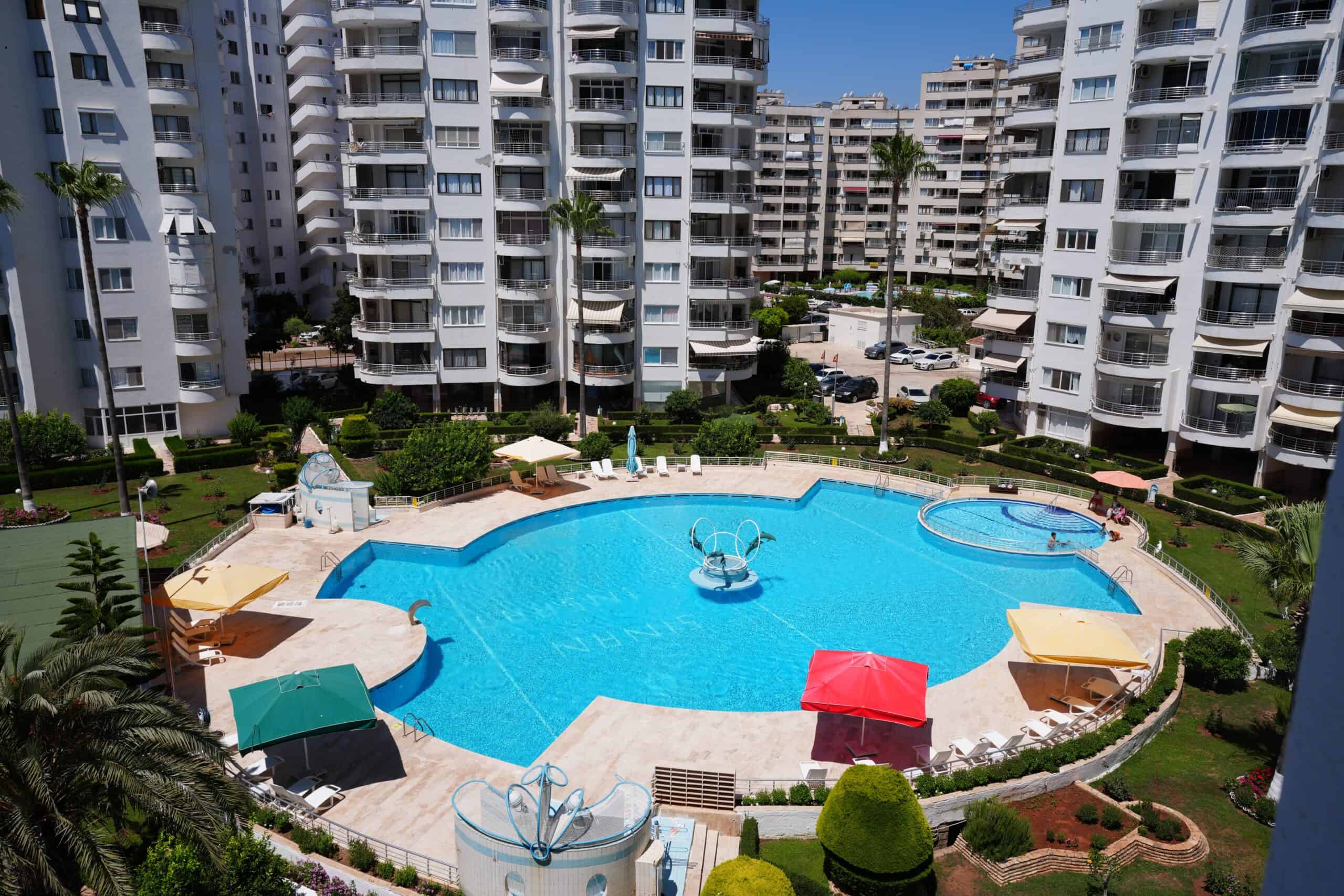 Mersin Erdemli Arpaçbahşiş Flamingo 1 Sitesi Yıllık Kiralık 3+1 Köşe Daire