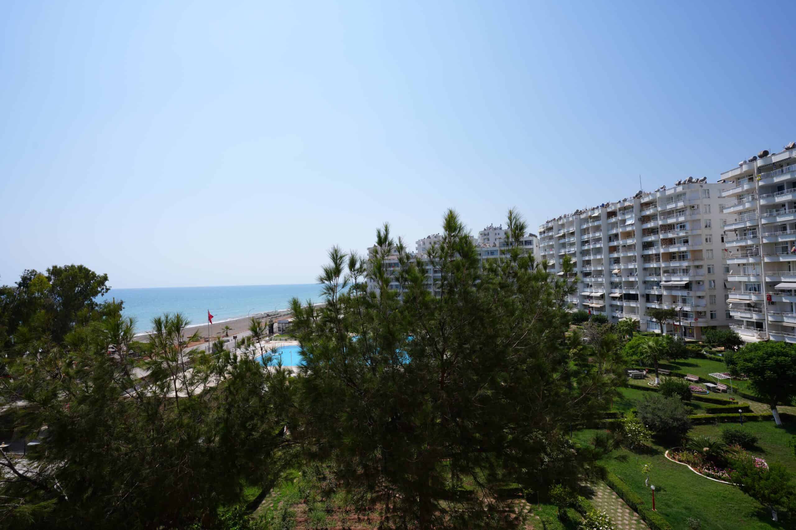 Mersin Erdemli Arpaçbahşiş Denize Sıfır Güneş 3 Sitesi  Satılık 2+1 Daire