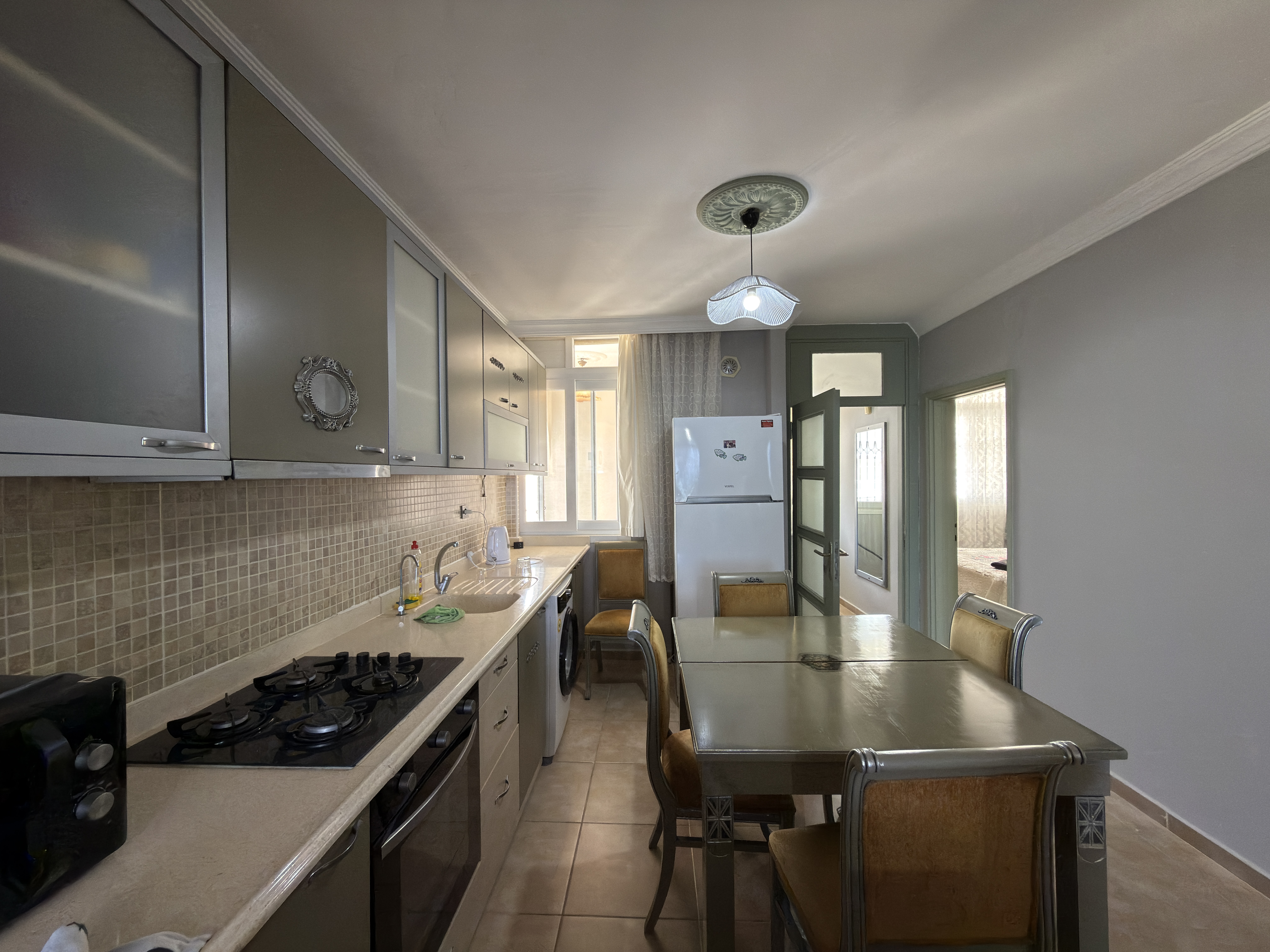Appartement aan zee te koop in het Erciyes-complex, Erdemli Front Block, Mersin