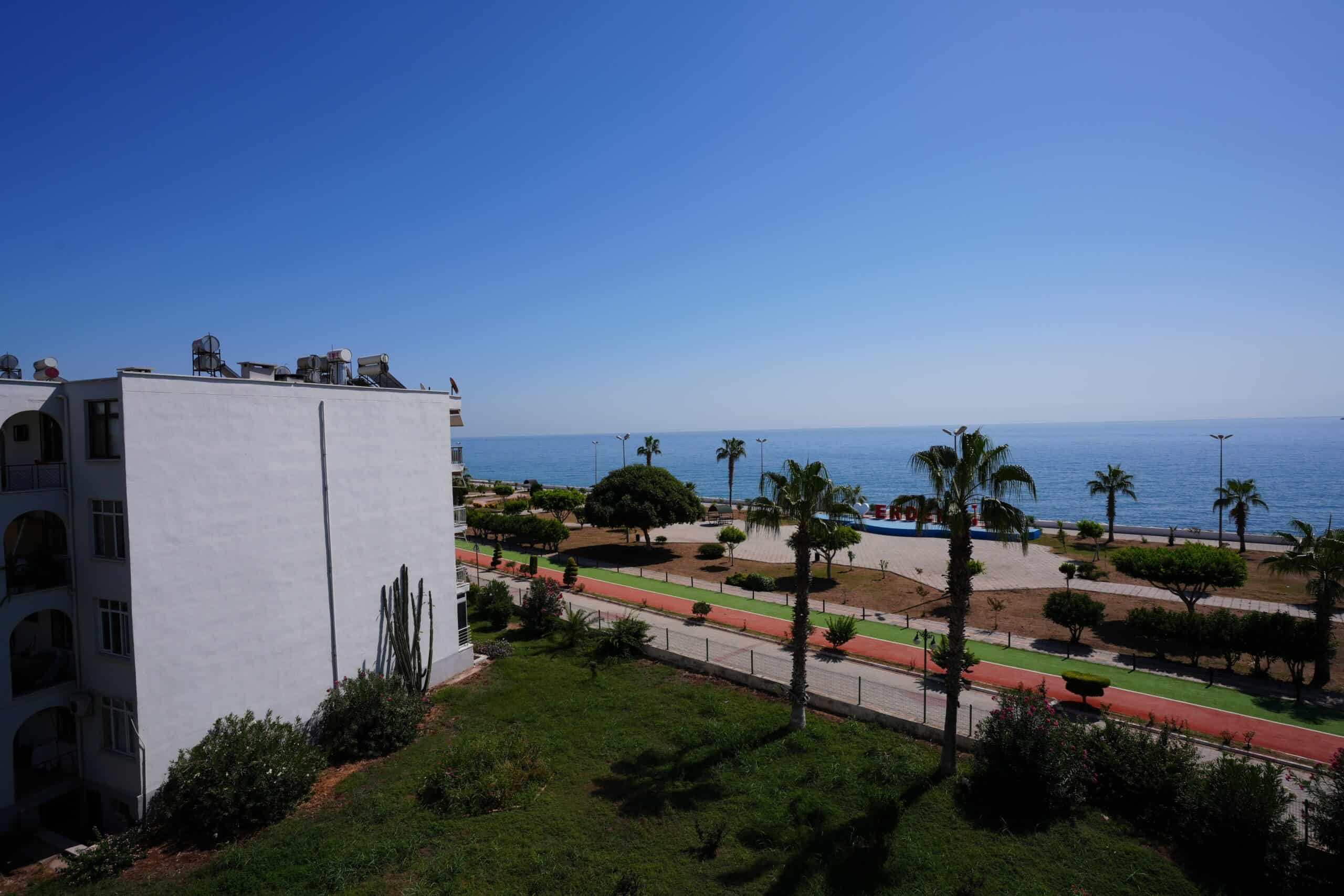 Mersin Erdemli Ön Blok Erciyes Sitesi Denize Sıfır Satılık Daire