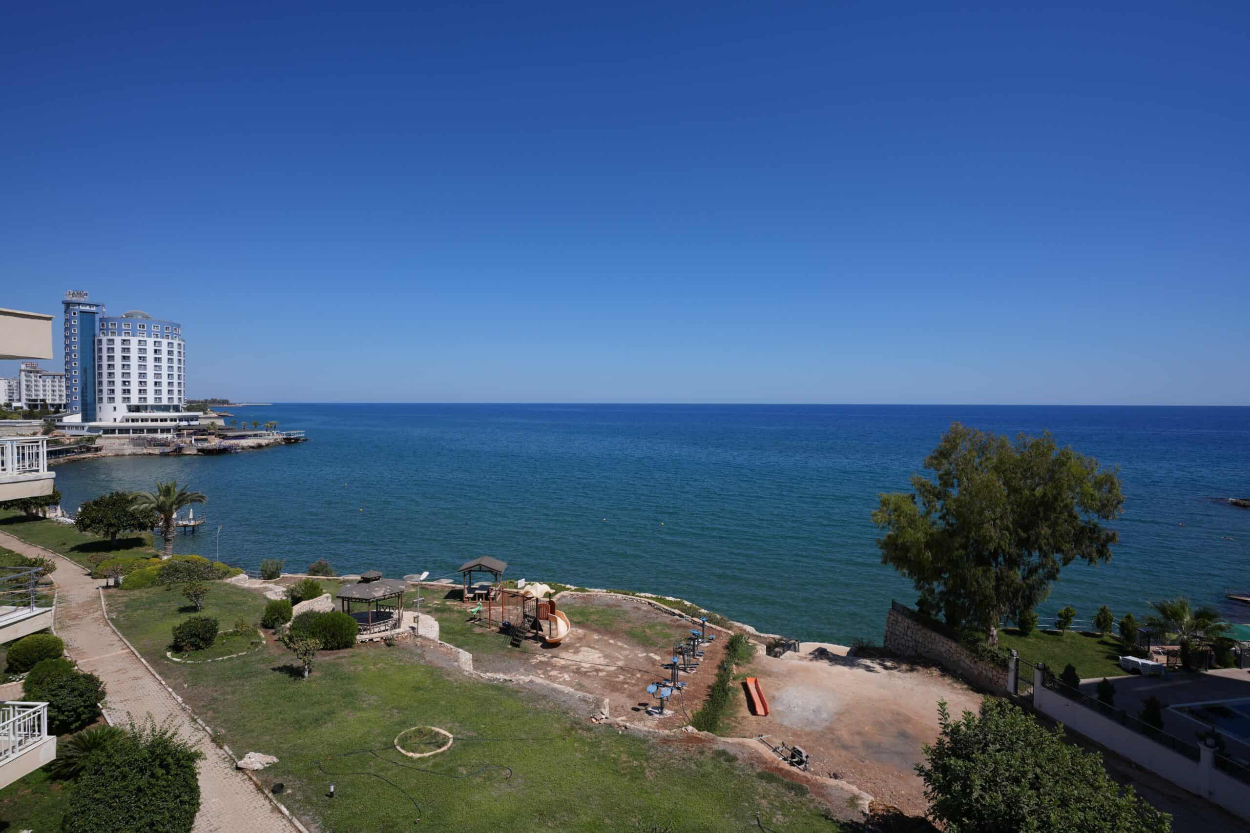Mersin Erdemli Denize Sıfır Ayaş Burçlar Sitesi 2+1 Satılık Daire