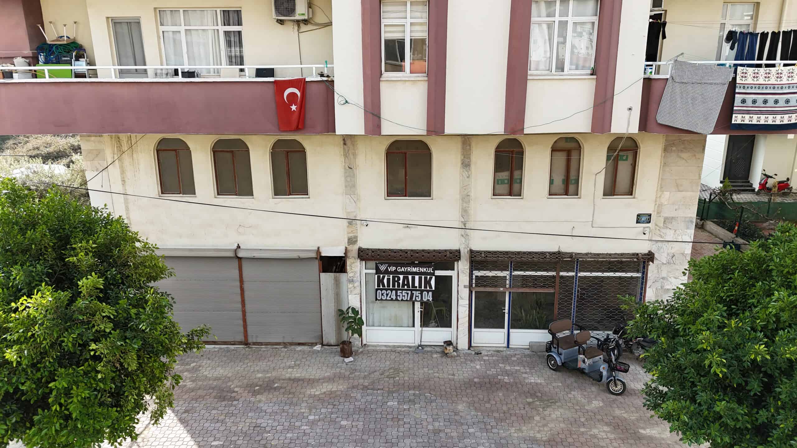 Mersin Erdemli Alata Mahallesi Gençlik Caddesi Denize Yakın Kiralık Dükkan