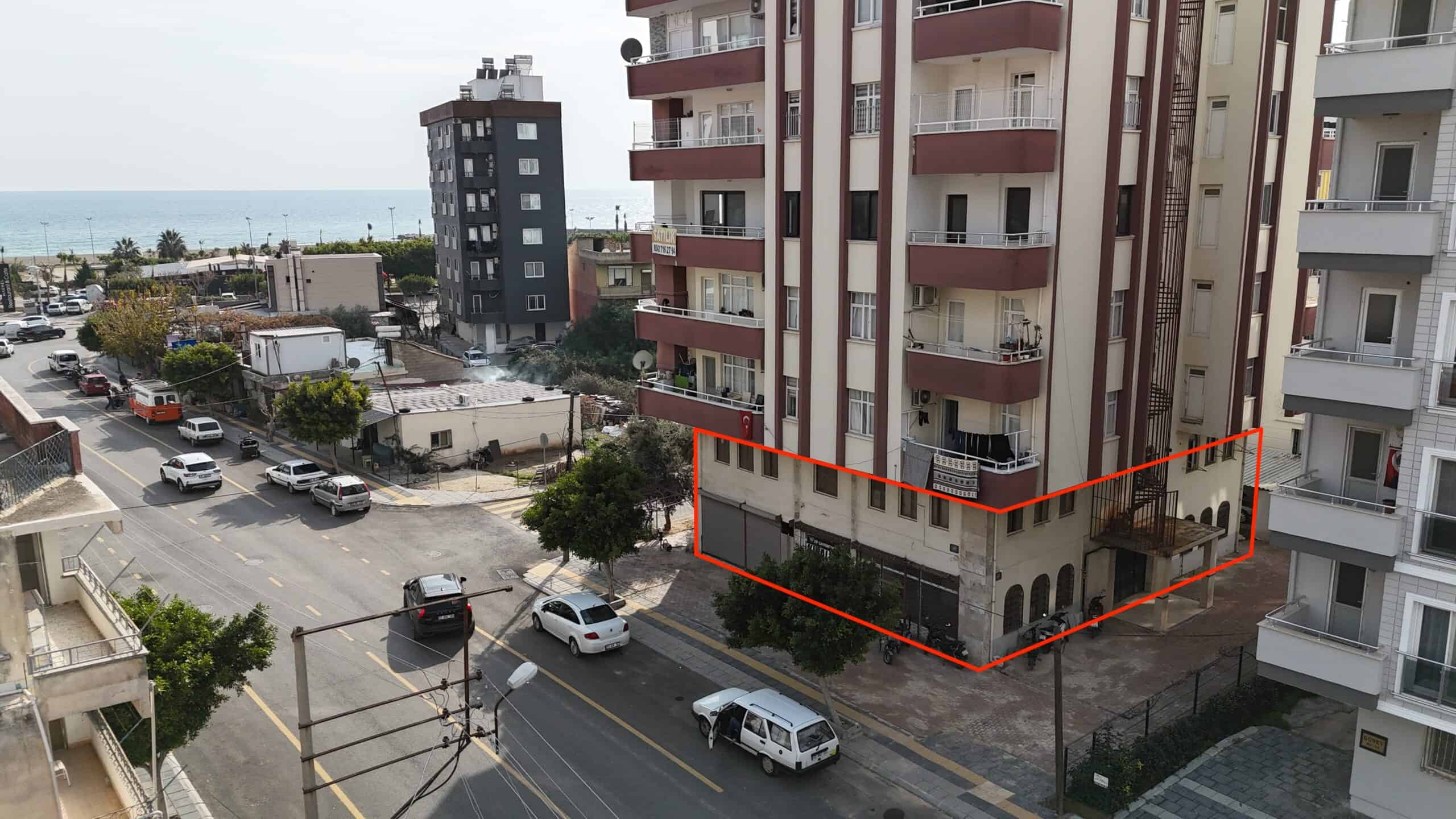 Mersin Erdemli Alata Mahallesi Gençlik Caddesi Denize Yakın Kiralık Dükkan