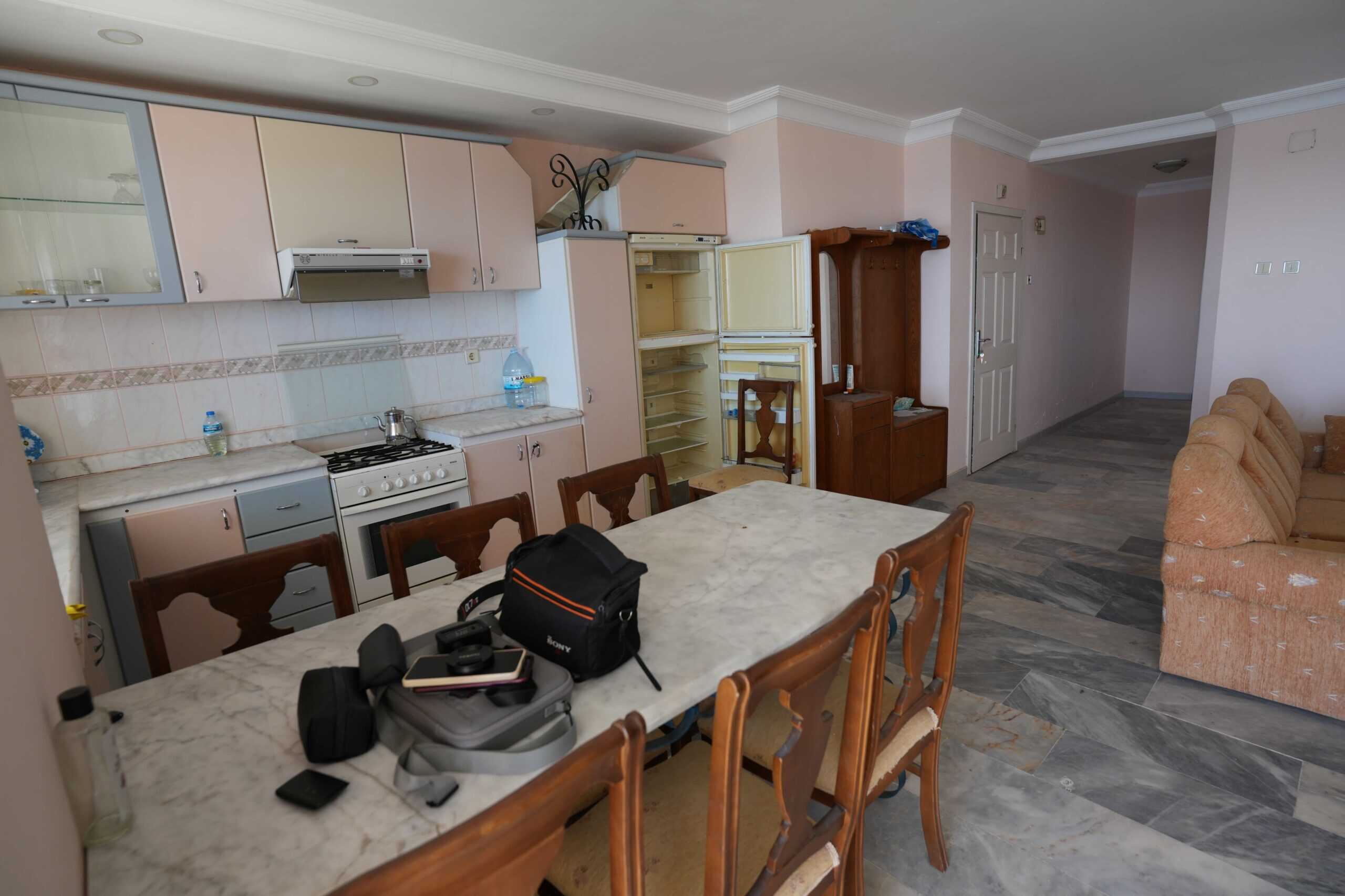 Mersin Erdemli Çeşmeli Altunören 2 Sitesi 2+1 Satılık Ön Blok Köşe Daire