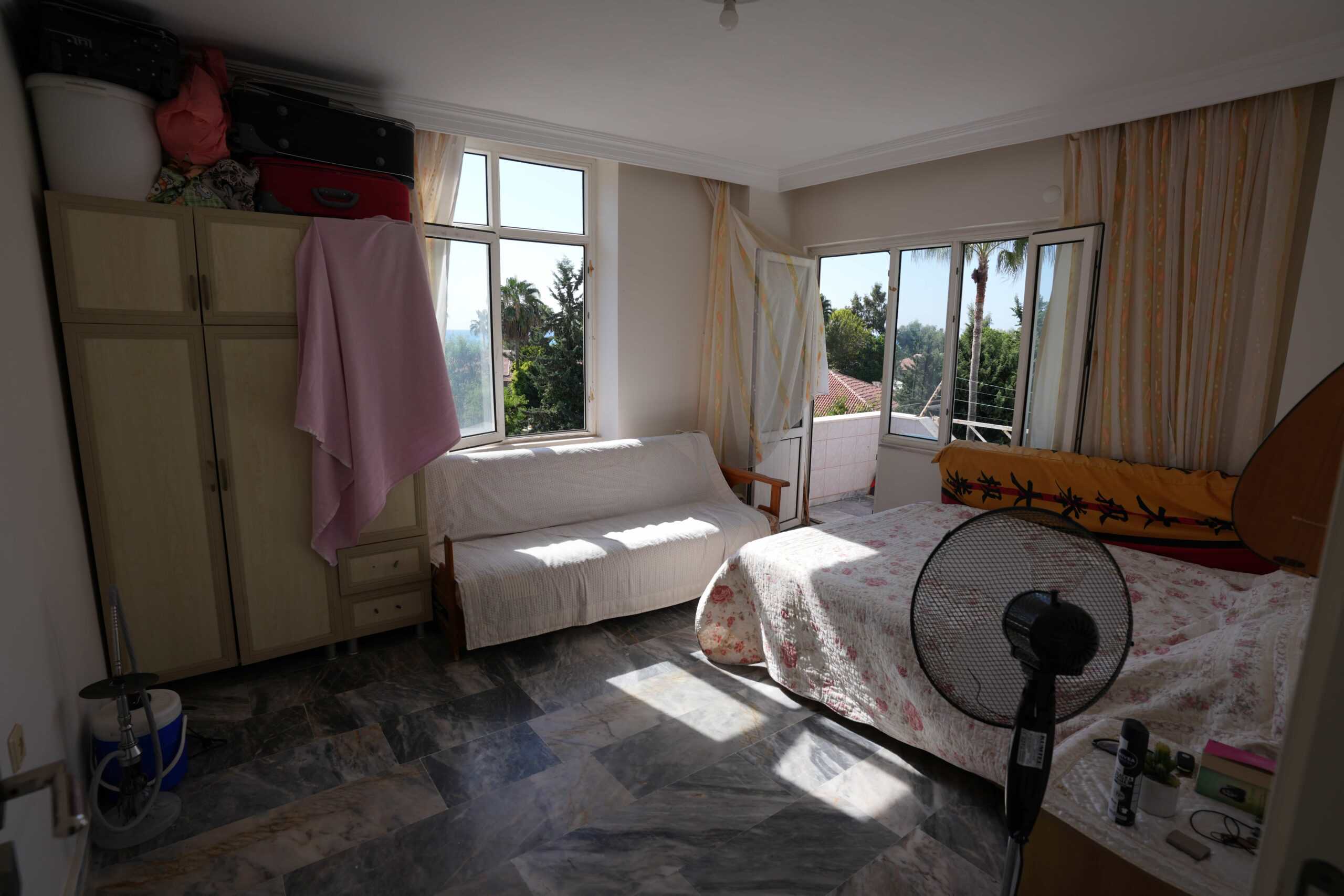 Mersin Erdemli Kargıpınarı Bahama Sitesi 3+1 Satılık Köşe Daire