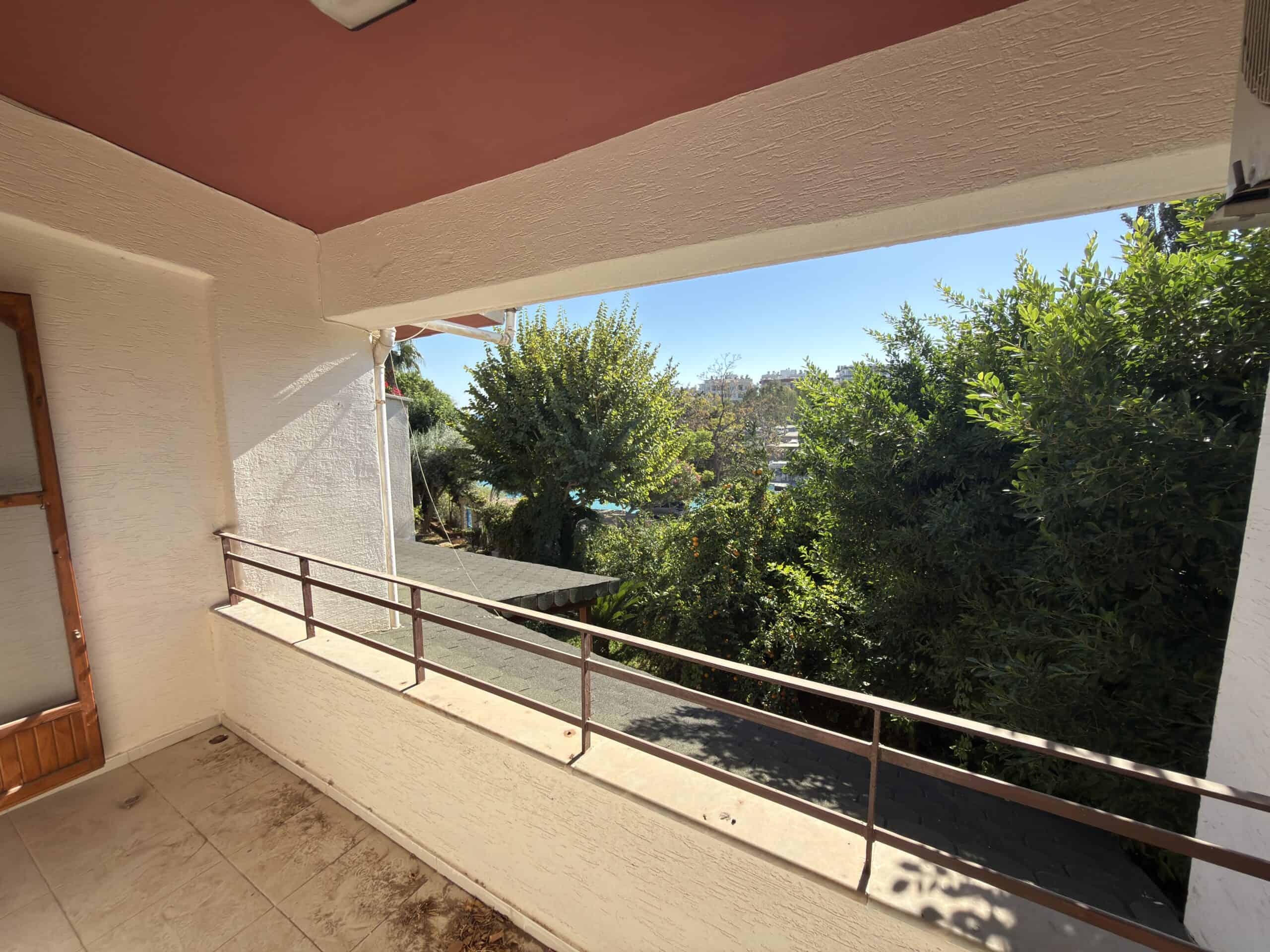 Mersin Silifke Susanoğlu Denize Sıfır  Susankent Sitesi  Eşyalı  Satılık 2.5+1 Villa