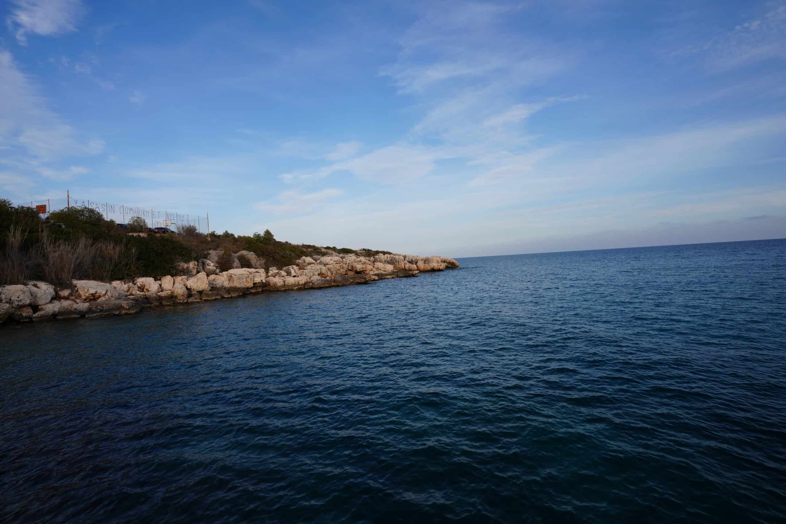 Mersin Silifke Susanoğlu Denize Sıfır  Susankent Sitesi  Eşyalı  Satılık 2.5+1 Villa