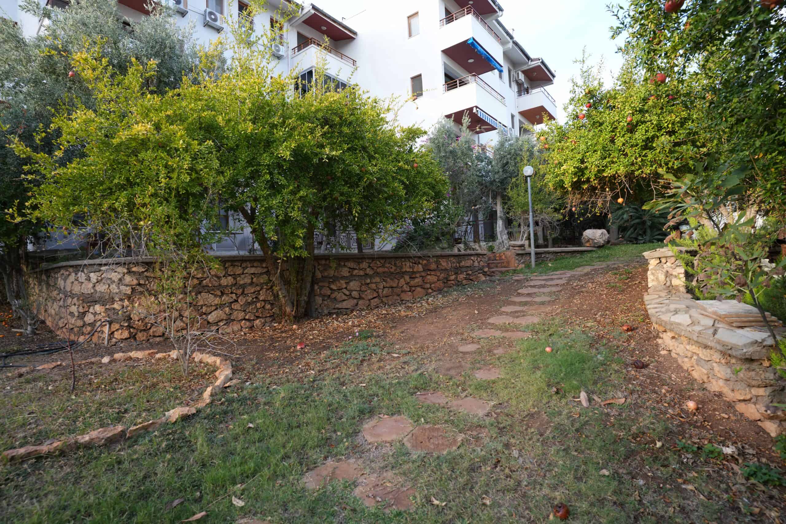 Mersin Silifke Susanoğlu Denize Sıfır  Susankent Sitesi  Eşyalı  Satılık 2.5+1 Villa