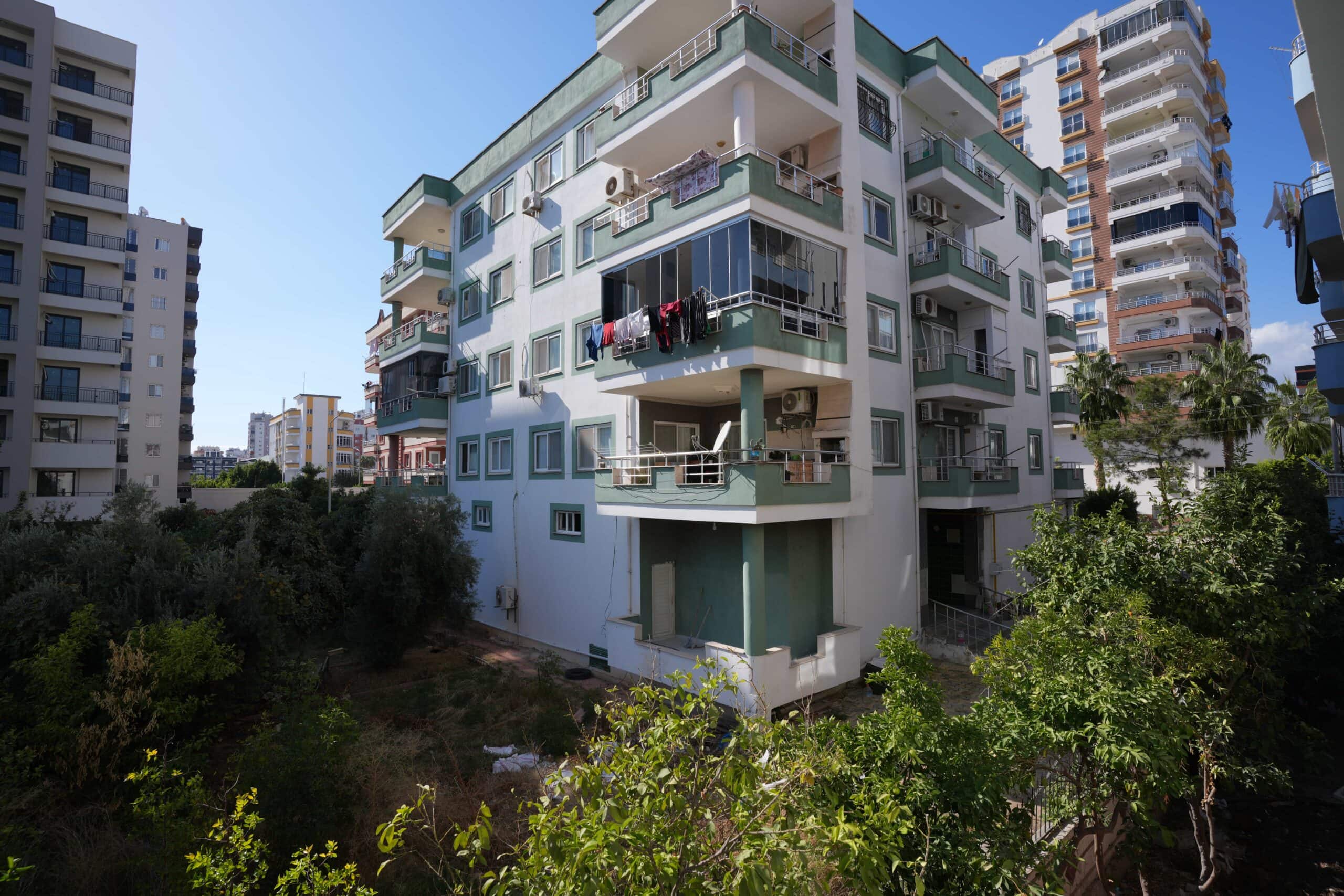 Mersin Erdemli  Aşşağı Alata Mahallesi Denize Yakın Satılık 2+1 Daire