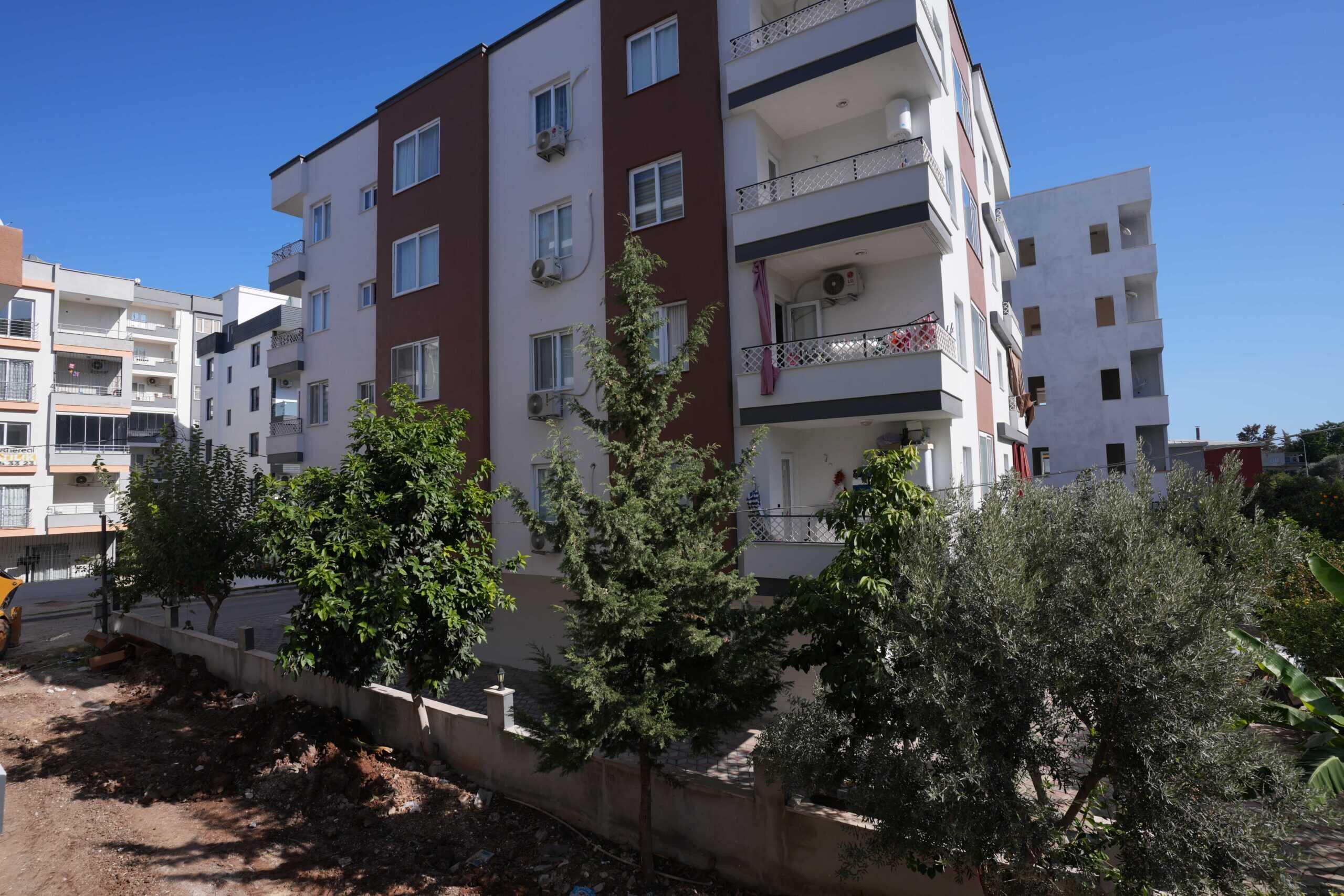 Mersin Erdemli  Aşşağı Alata Mahallesi Denize Yakın Satılık 2+1 Daire