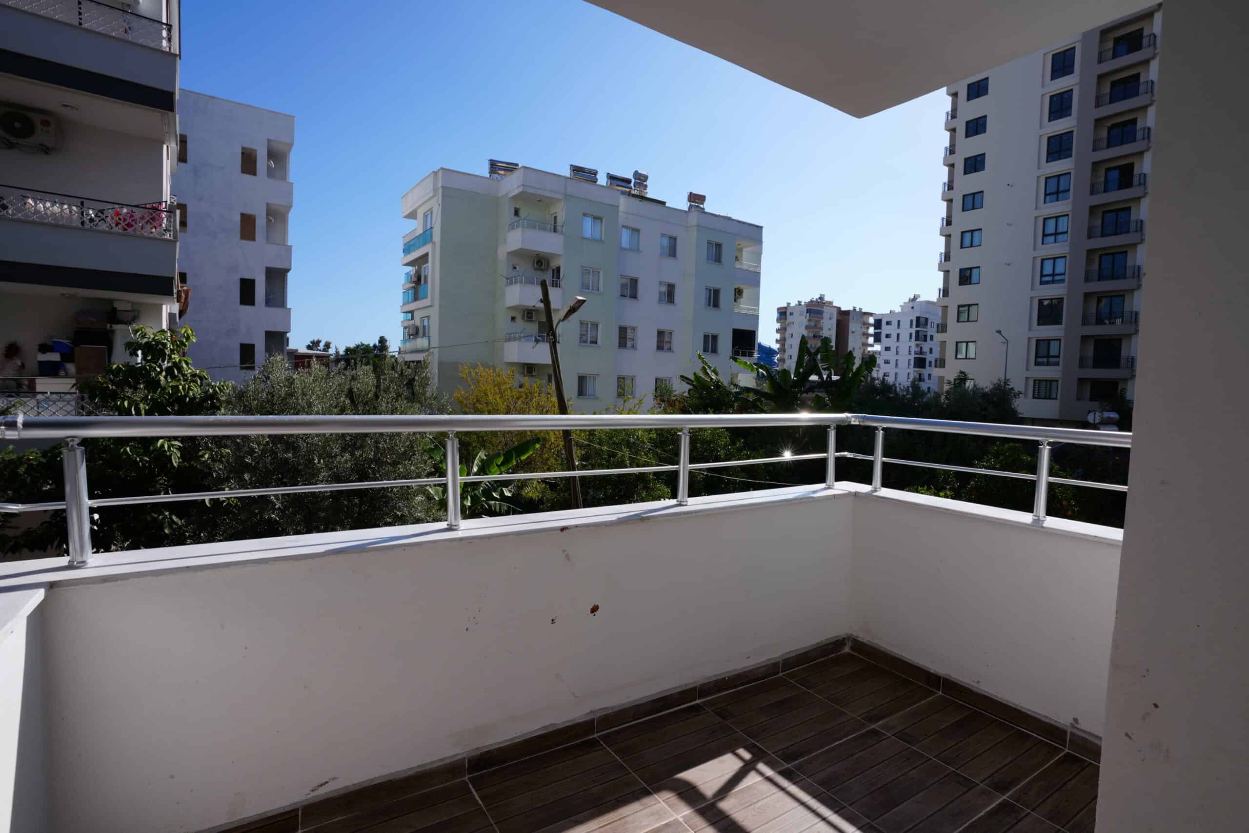 Mersin Erdemli  Aşşağı Alata Mahallesi Denize Yakın Satılık 2+1 Daire
