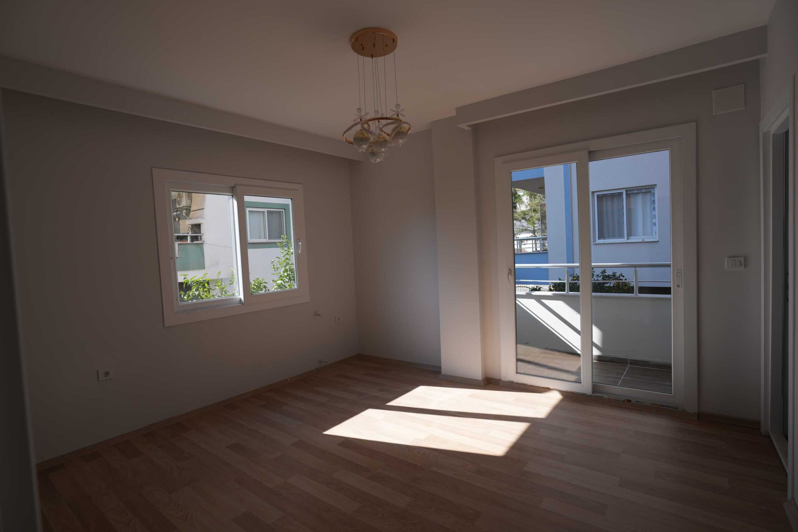 Mersin Erdemli  Aşşağı Alata Mahallesi Denize Yakın Satılık 2+1 Daire