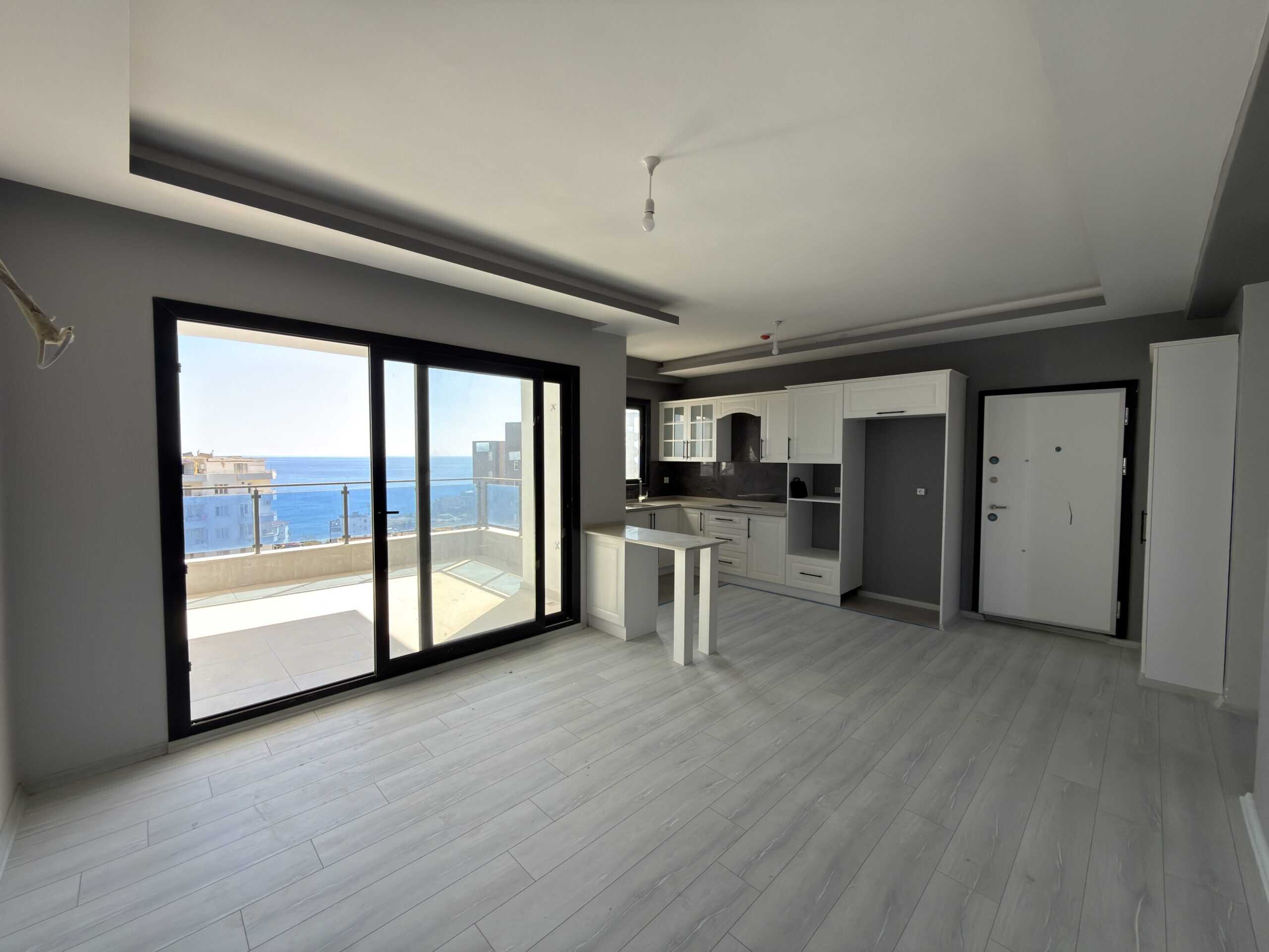 Mersin Erdemli Ayaş Deniz Manzaralı Royal Garden Satılık 2+1 Daire