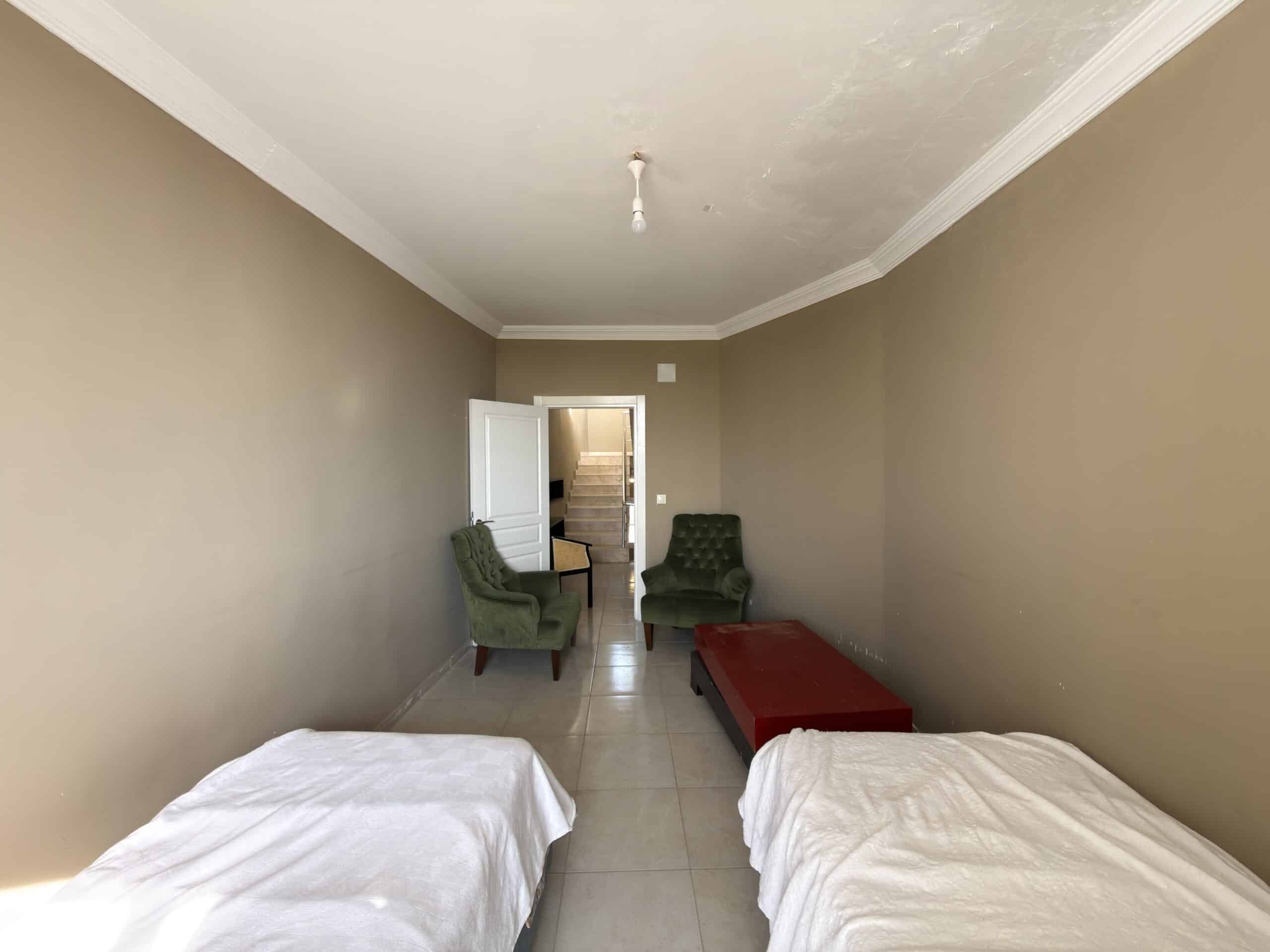 Mersin Erdemli Kızkalesi Denize Sıfır Kale Sitesi Satılık 4+1 Villa