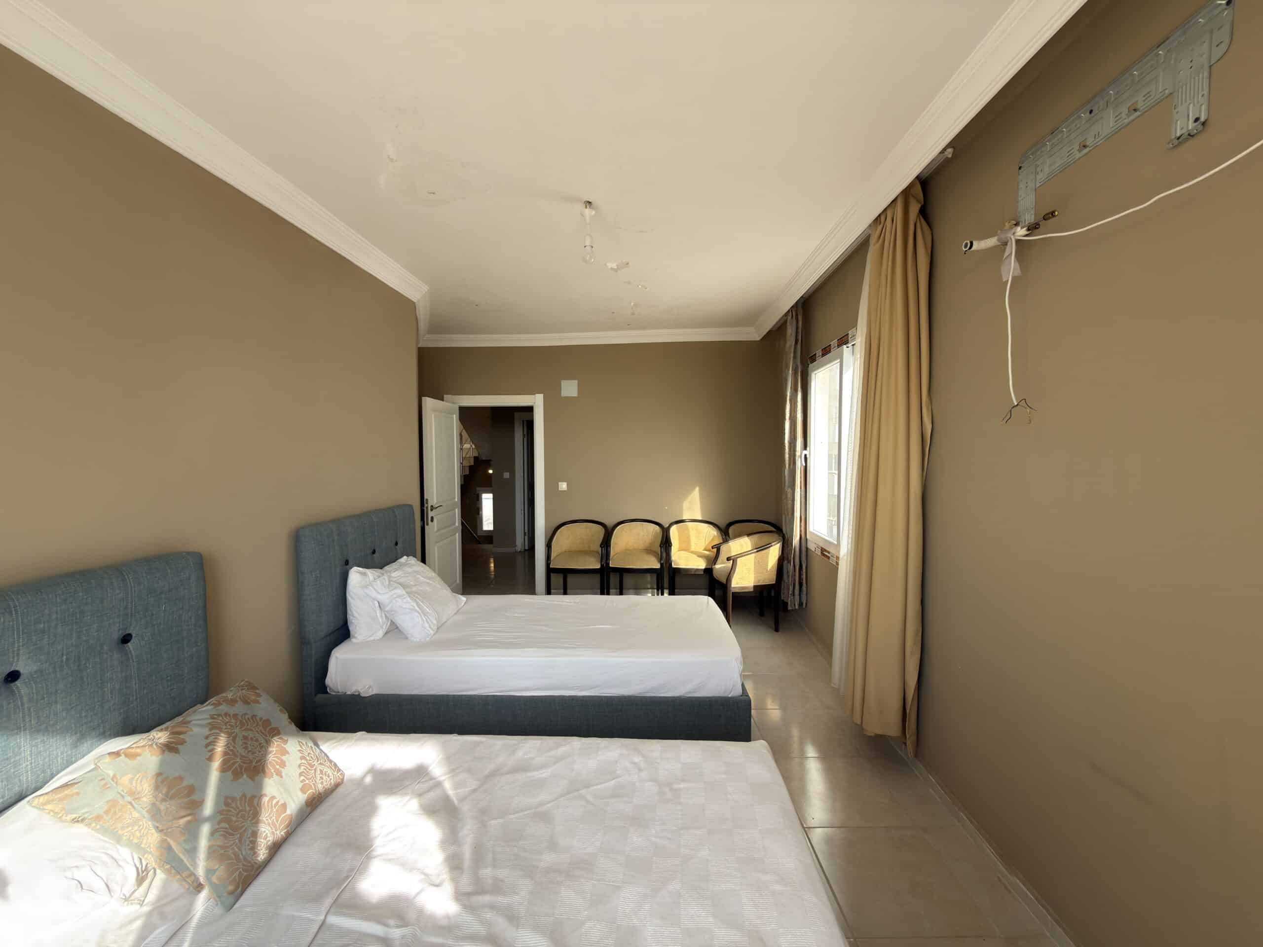 Mersin Erdemli Kızkalesi Denize Sıfır Kale Sitesi Satılık 4+1 Villa