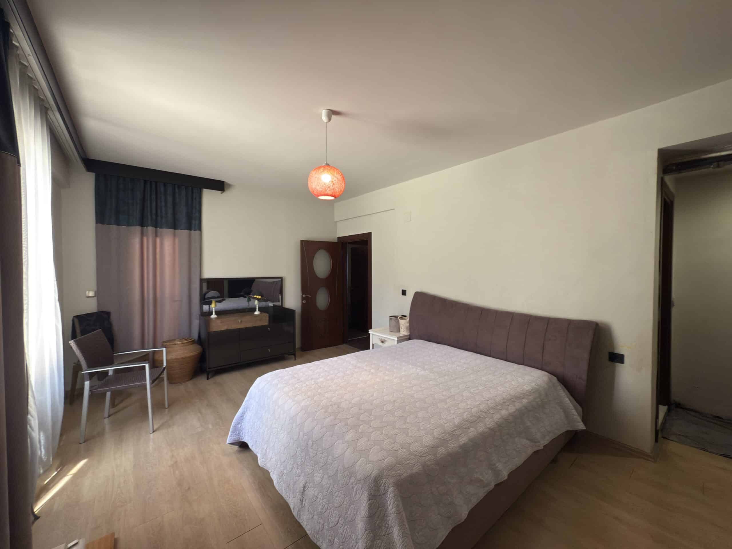 Mersin Erdemli Alata Oba Plaza Kiralık  4+1 Teras Katı  Daire
