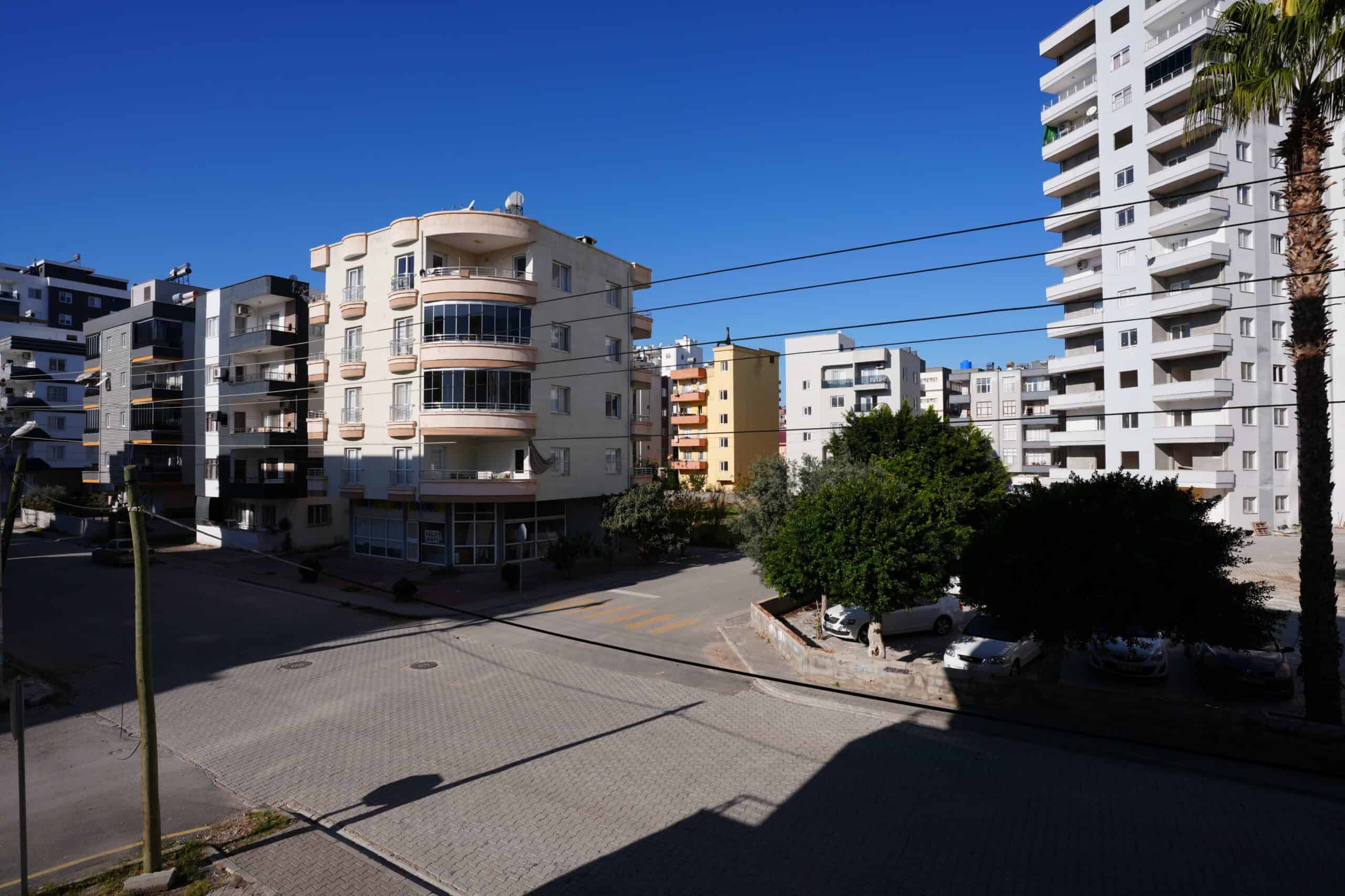 MERSİN ERDEMLİ AŞAĞI ALATA 2+1 GENİŞ SATILIK DAİRE