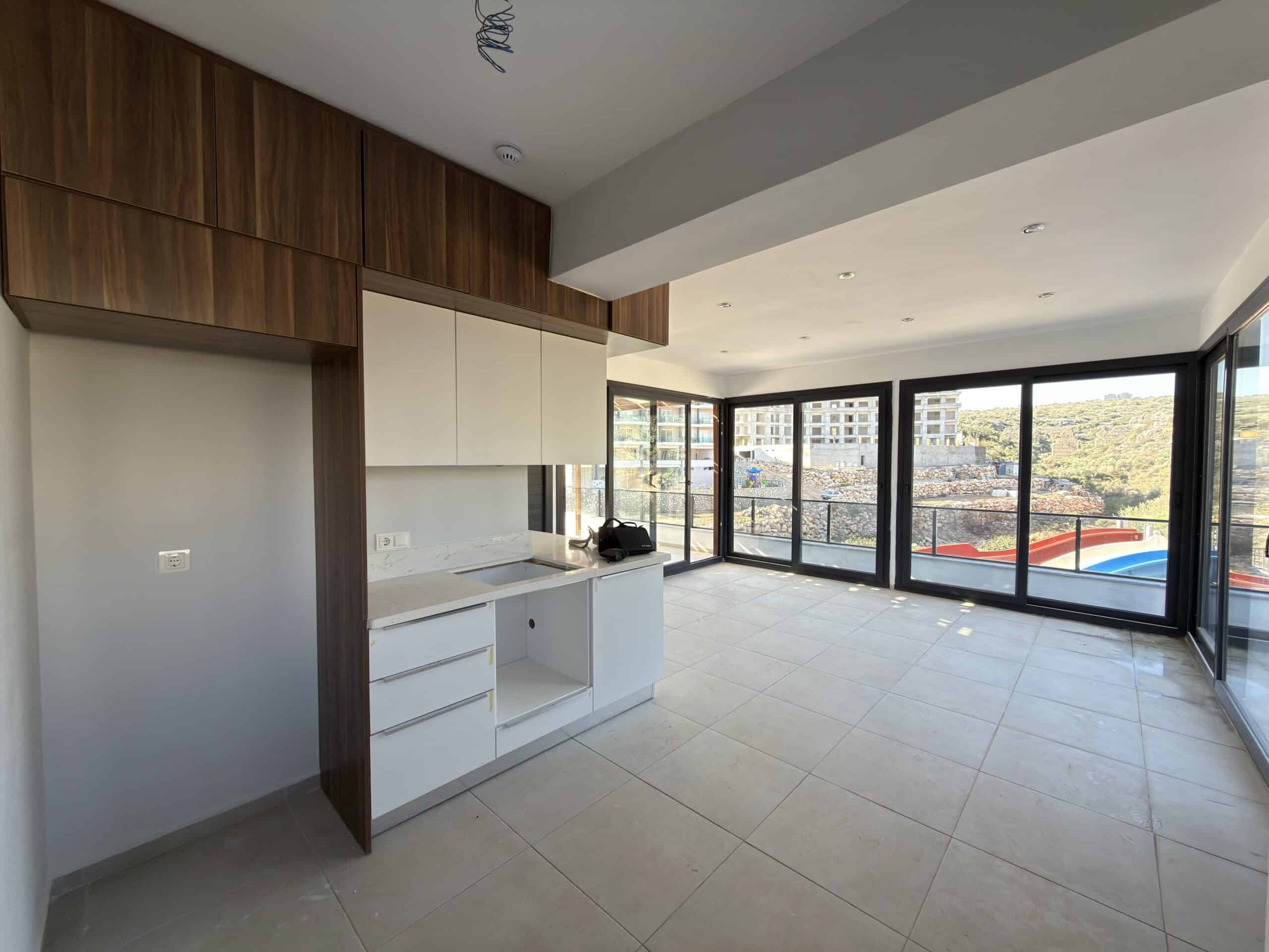 Mersin Erdemli Ayaş Iraöz Suits Deniz Manzaralı Satılık 3+1 Daire