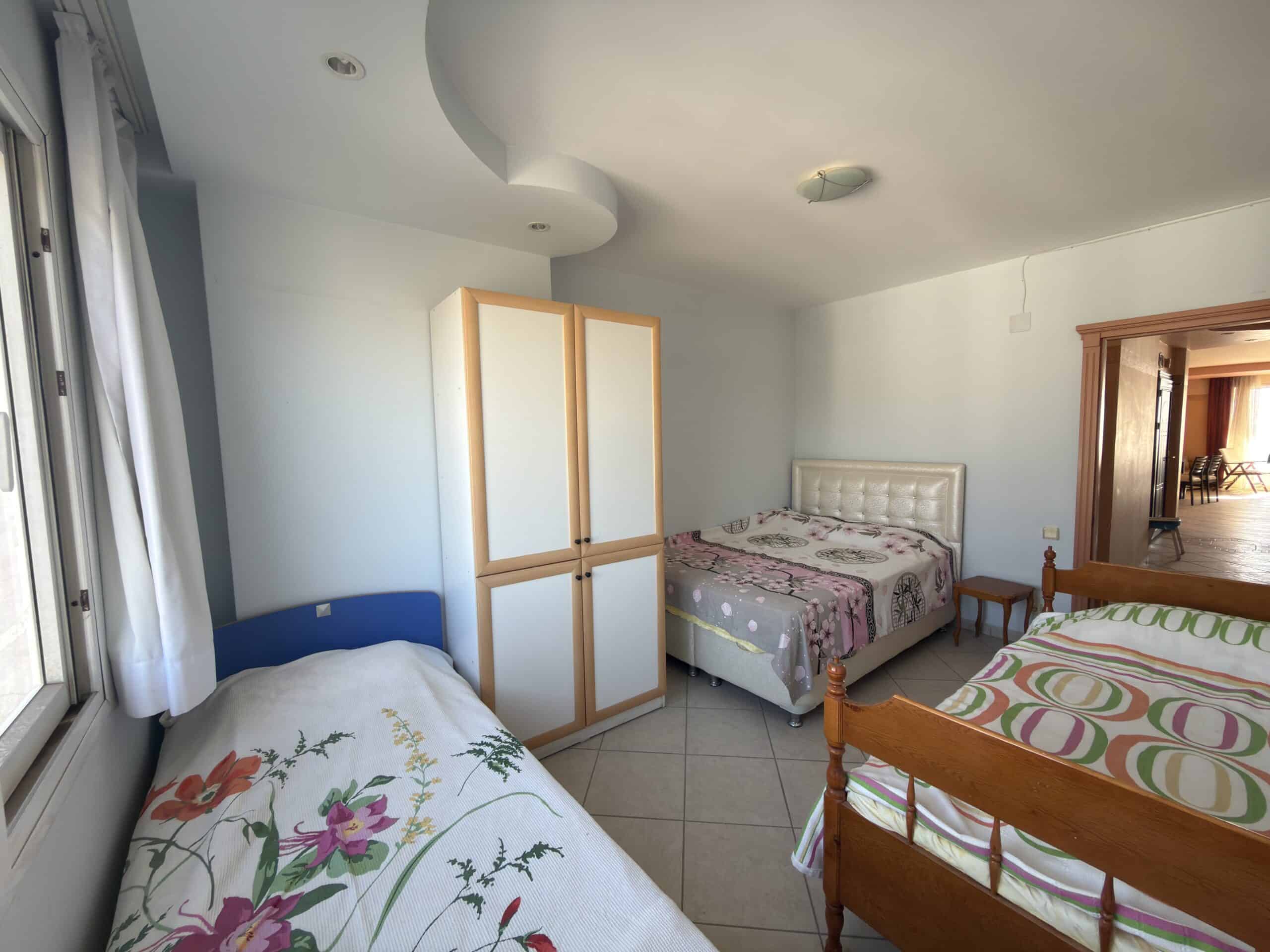 Mersin Erdemli Limonlu Denize Sıfır Liparis 4 Eşyalı Satılık 3+1 Daire