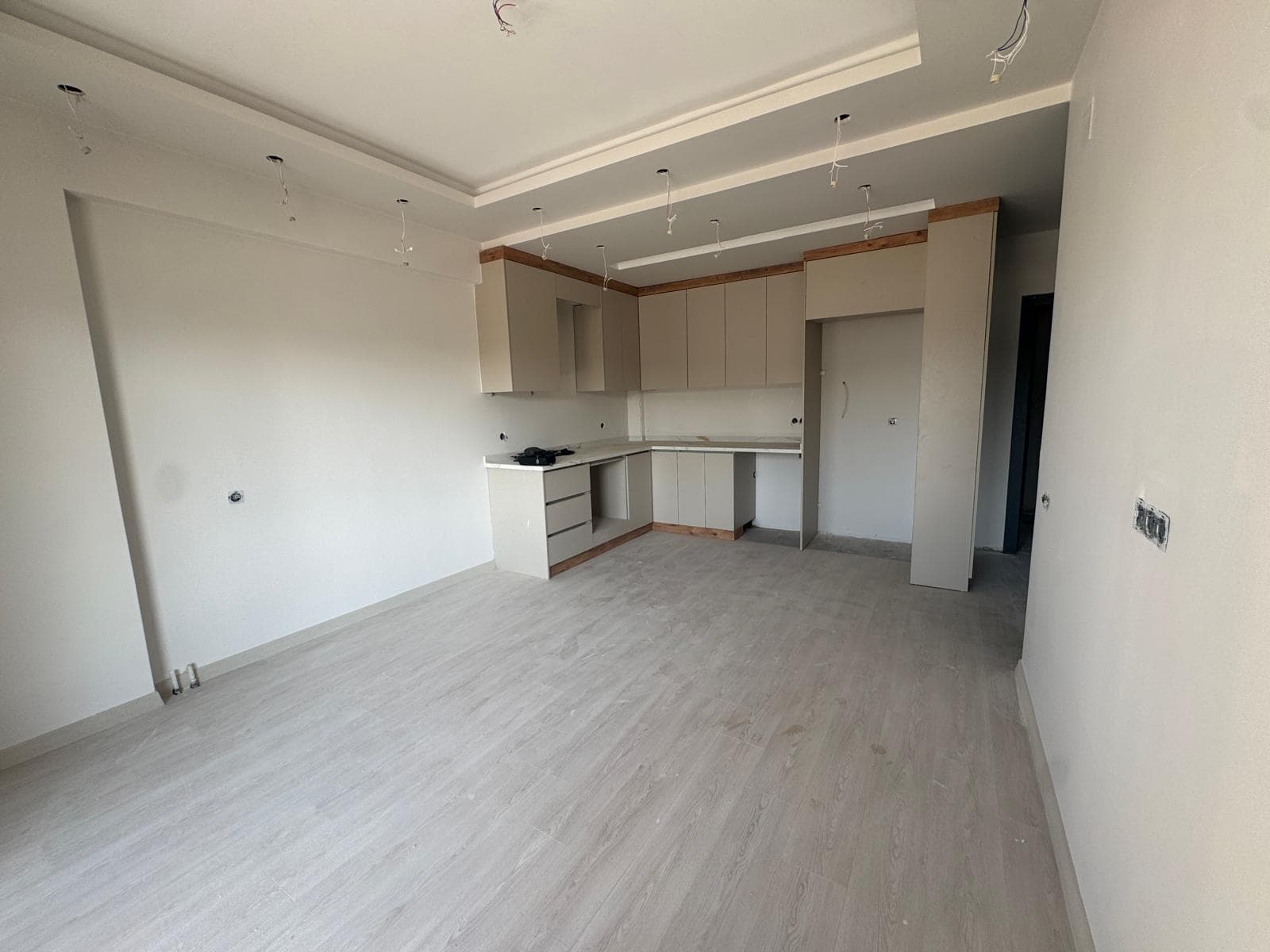 Mersin Erdemli Tömük Green Park Yatay Mimari Satılık Havuz Cephe 1+1 Daire