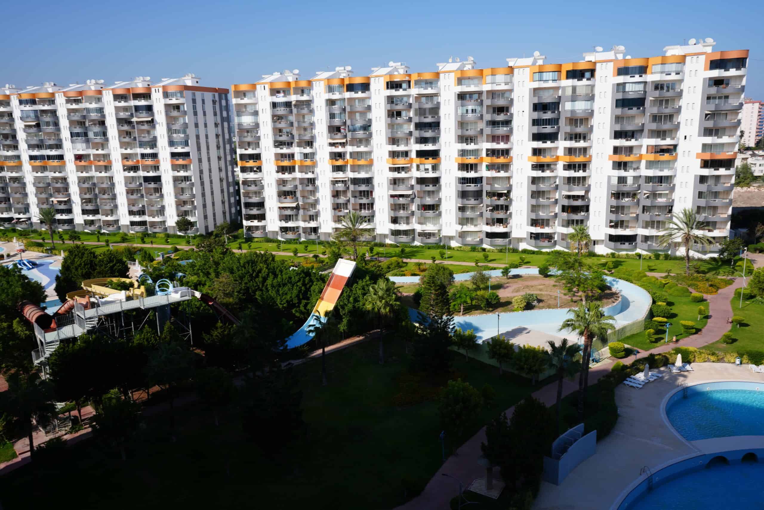 Mersin Kargıpınarı Queenaba Sitesi E blok Satılık Bakımlı Daire