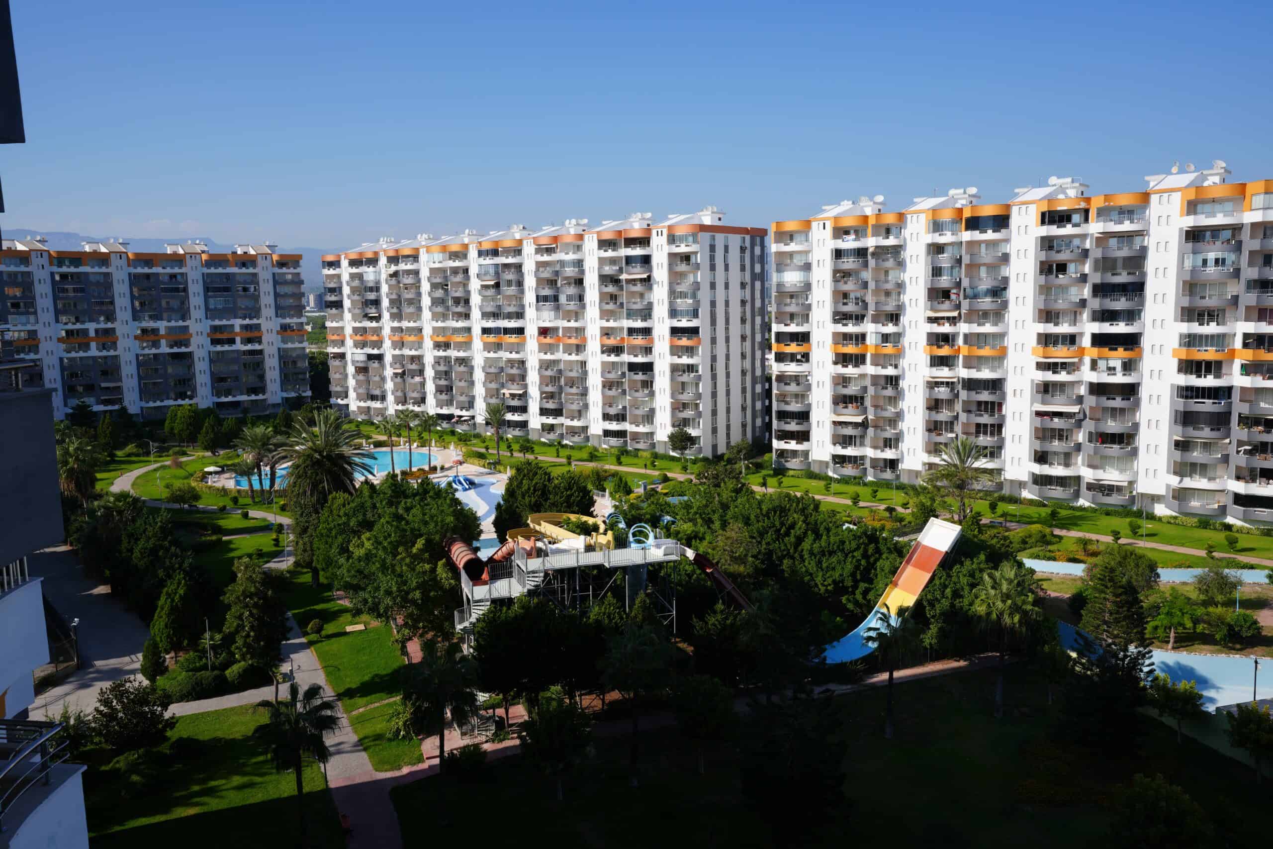 Mersin Kargıpınarı Queenaba Sitesi E blok Satılık Bakımlı Daire
