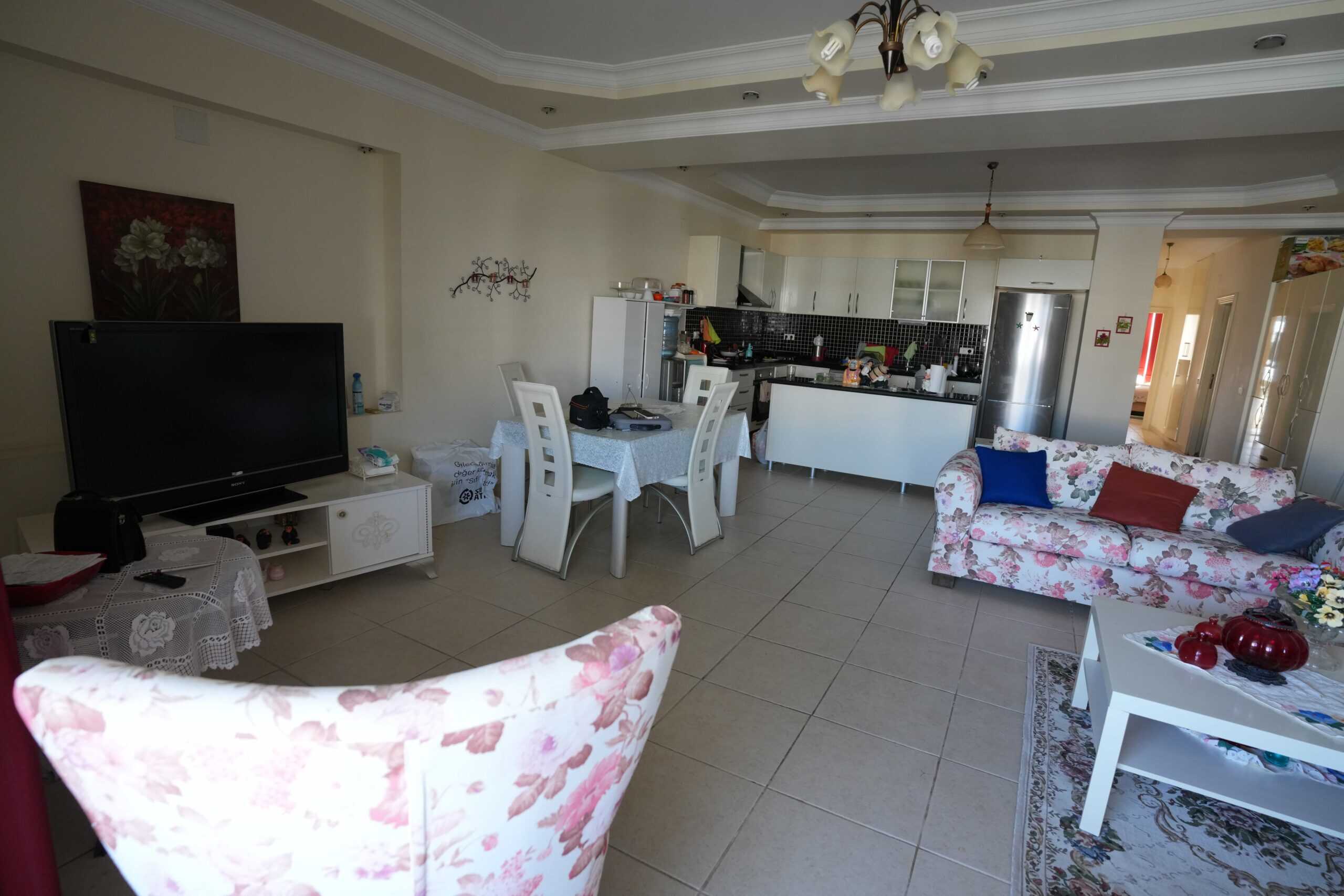Mersin Kargıpınarı Queenaba Sitesi E blok Satılık Bakımlı Daire