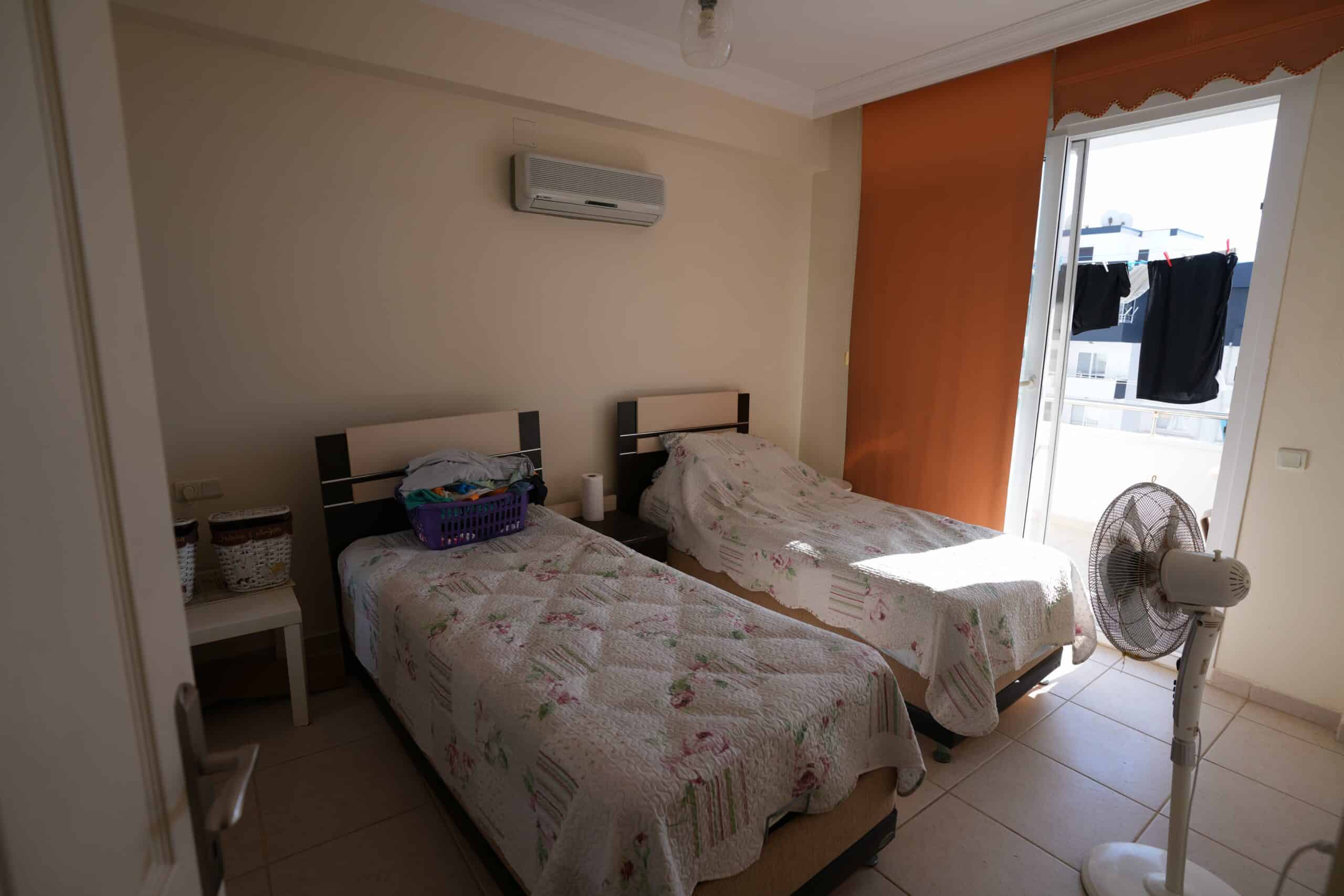 Mersin Kargıpınarı Queenaba Sitesi E blok Satılık Bakımlı Daire