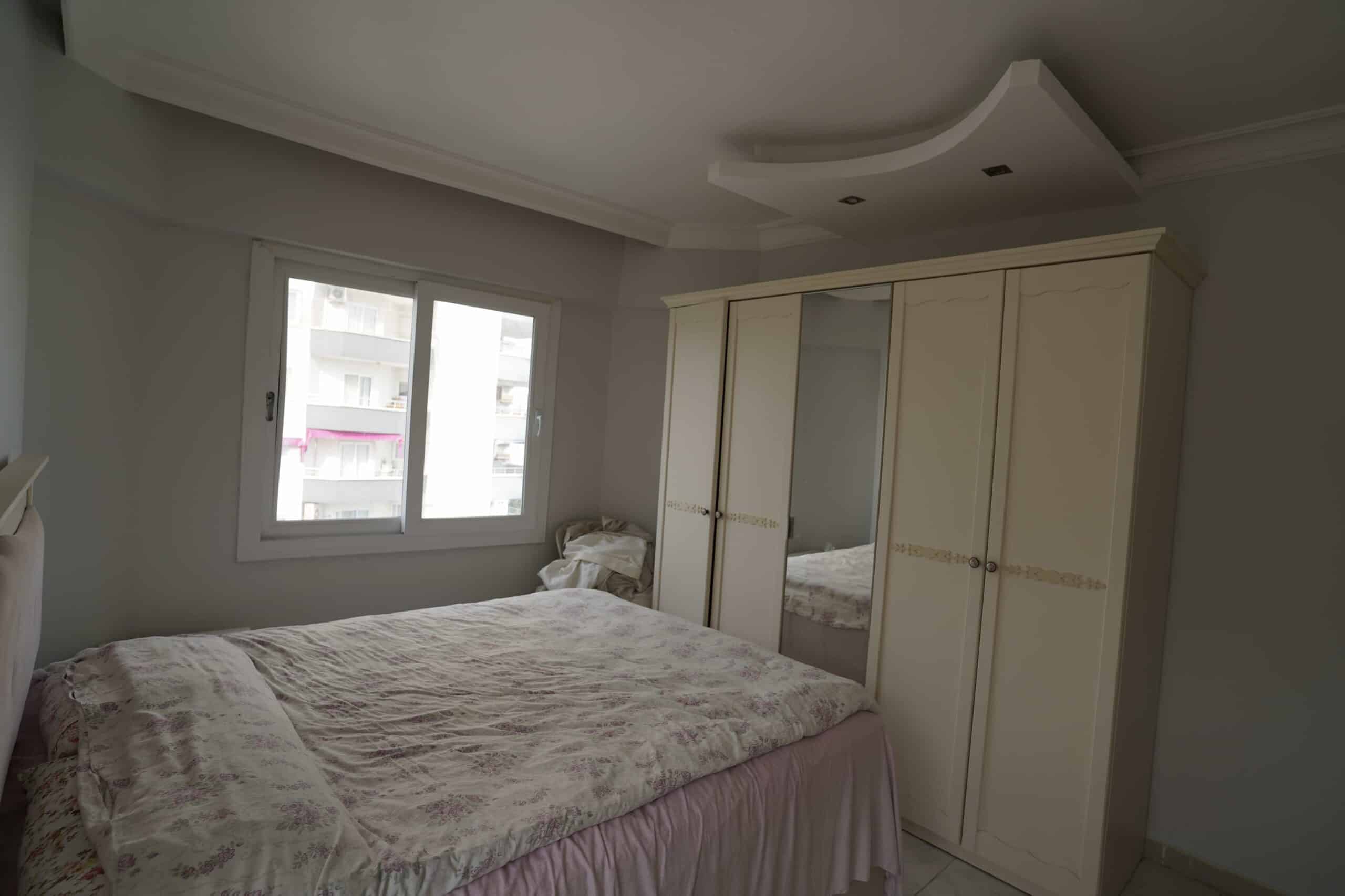 Mersin Tömük Flamingo 3 Sitesi Eşyalı 3+1 Köşe Daire