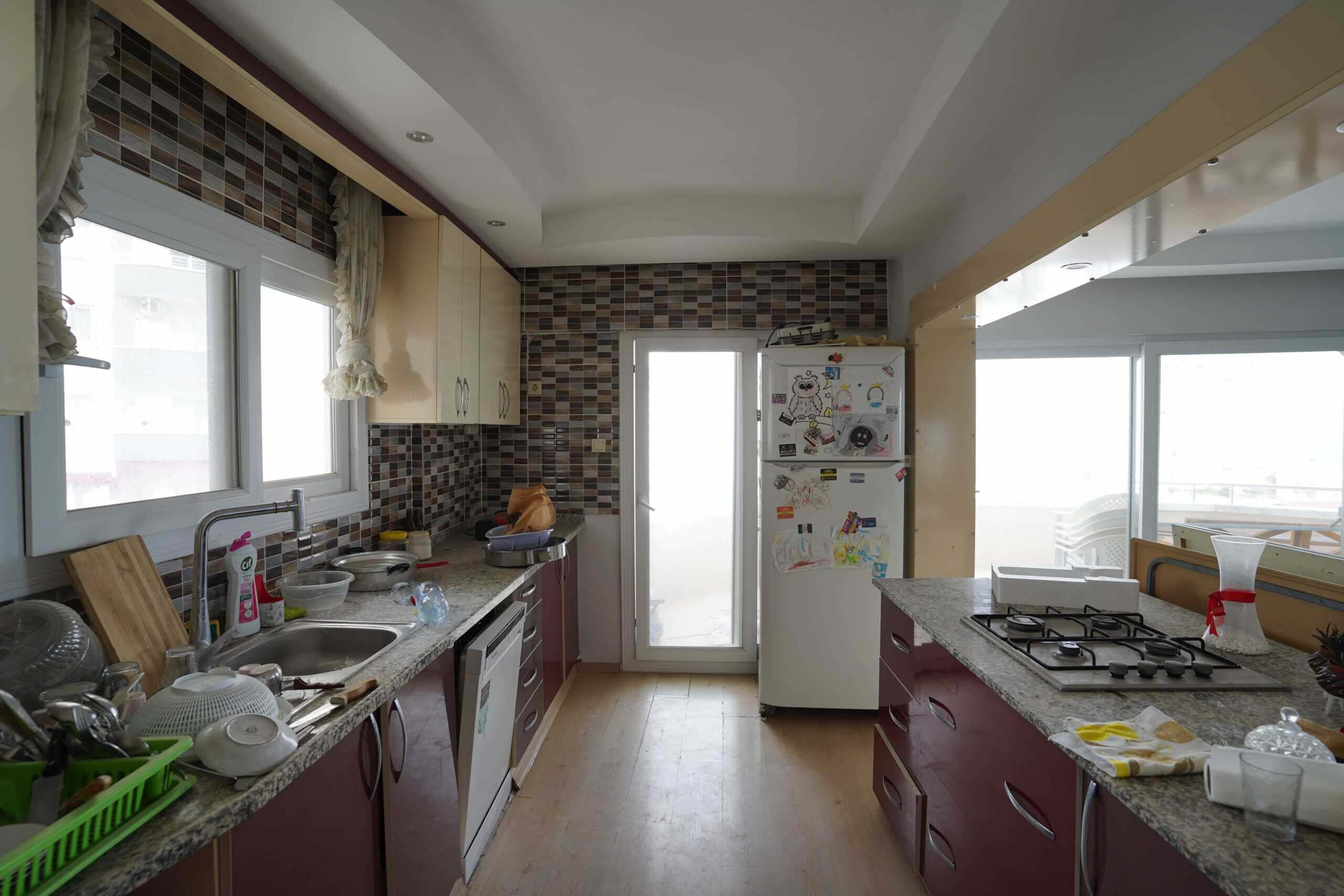 Mersin Tömük Flamingo 3 Sitesi Eşyalı 3+1 Köşe Daire