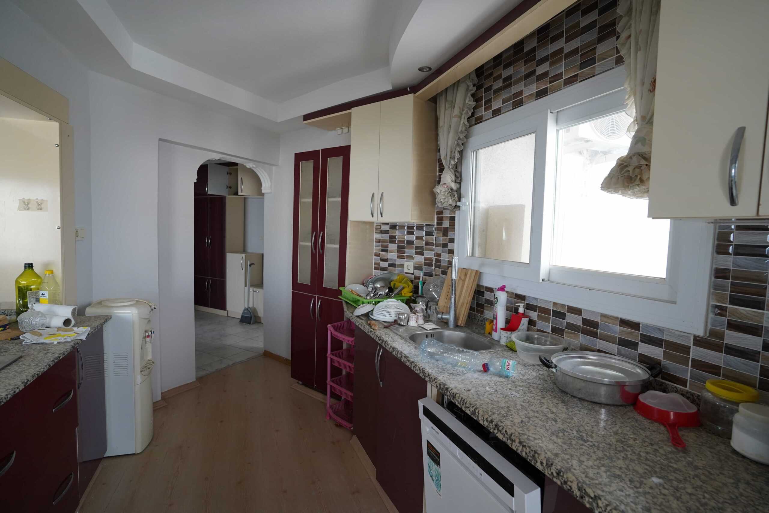 Mersin Tömük Flamingo 3 Sitesi Eşyalı 3+1 Köşe Daire