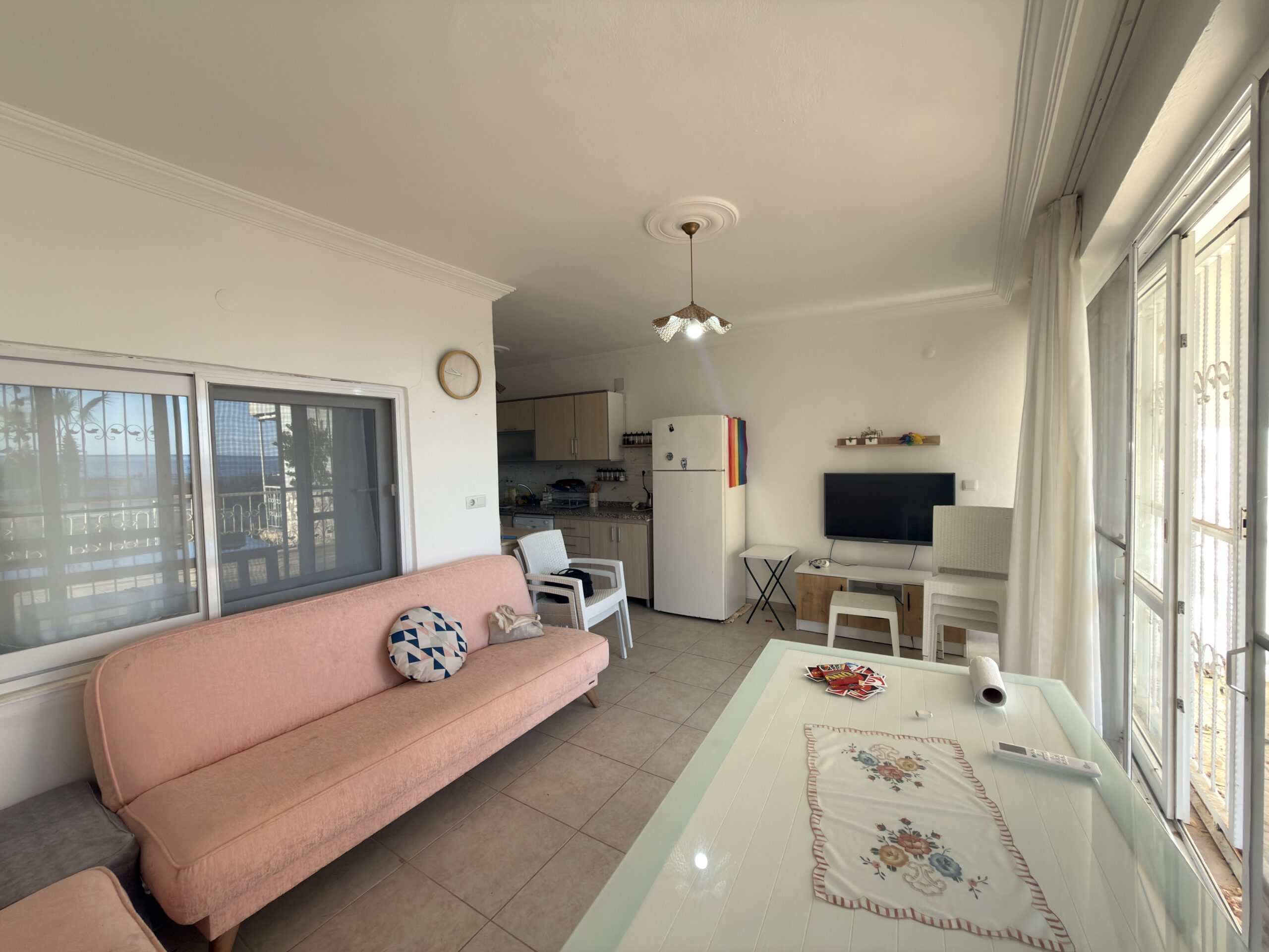 Mersin Erdemli Kocahasanlı Gür Tur Sitesi Eşyalı Satılık 2+1 Bahçe Katı Daire