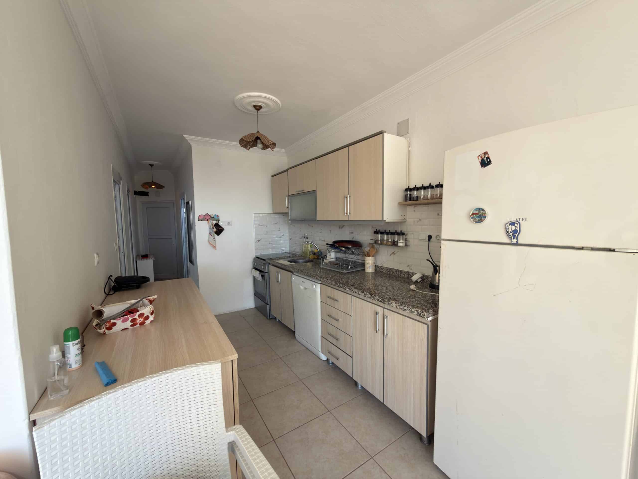 Mersin Erdemli Kocahasanlı Gür Tur Sitesi Eşyalı Satılık 2+1 Bahçe Katı Daire