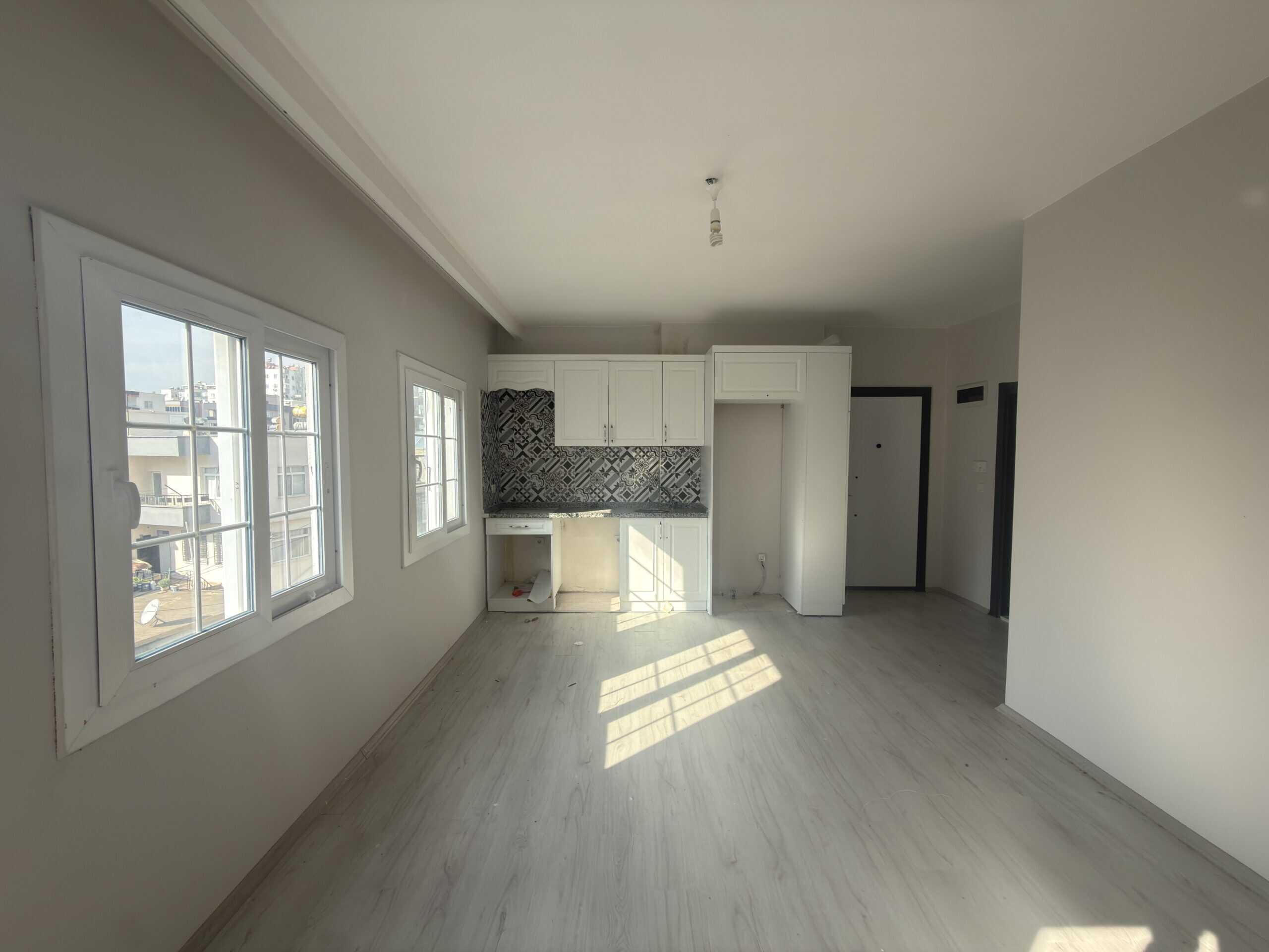 MERSİN ERDEMLİ ALATA MAHALLESİ DENİZE YAKIN 1+1 SATILIK DAİRE