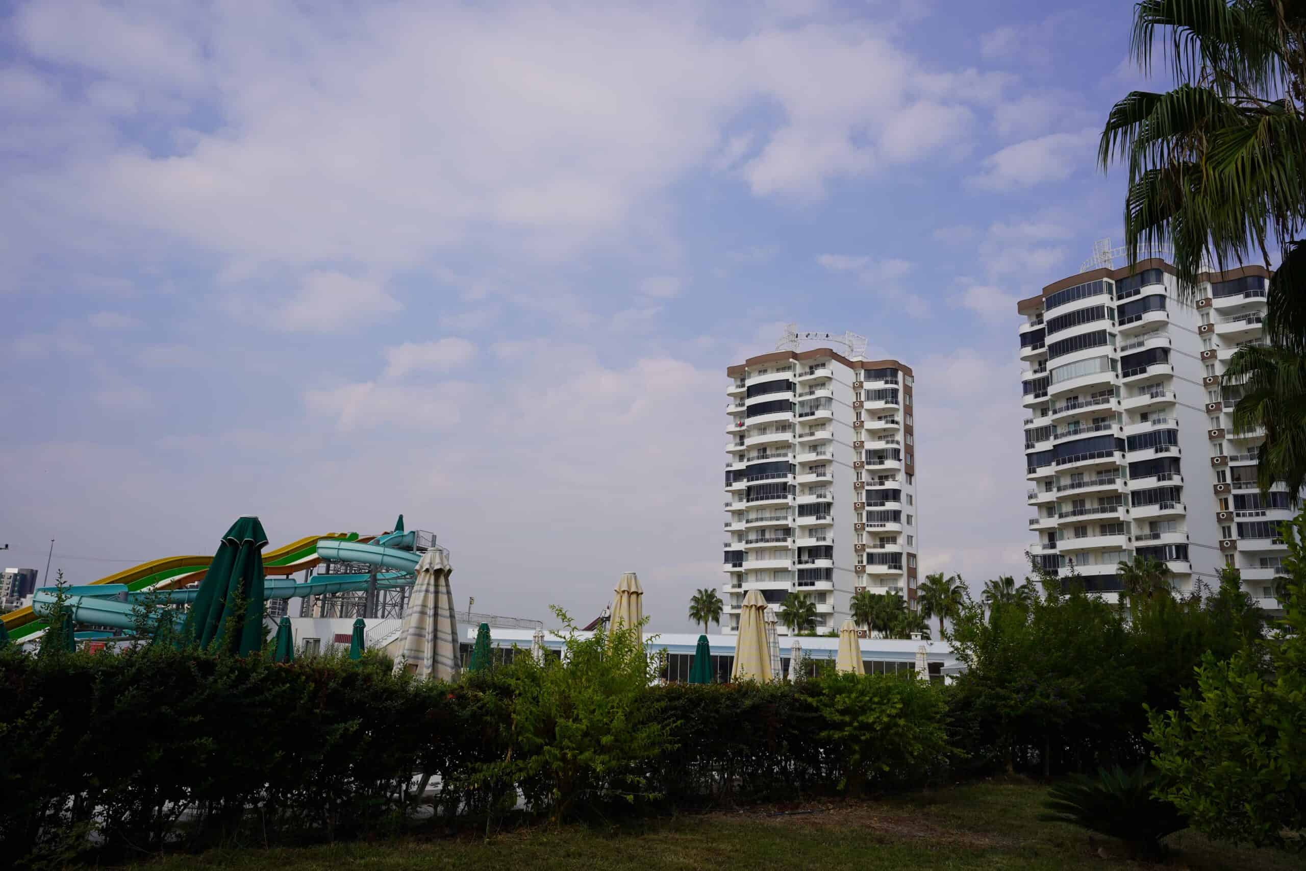 Mersin Erdemli Çeşmeli Liparis SunCity Satılık 1+1 Daire
